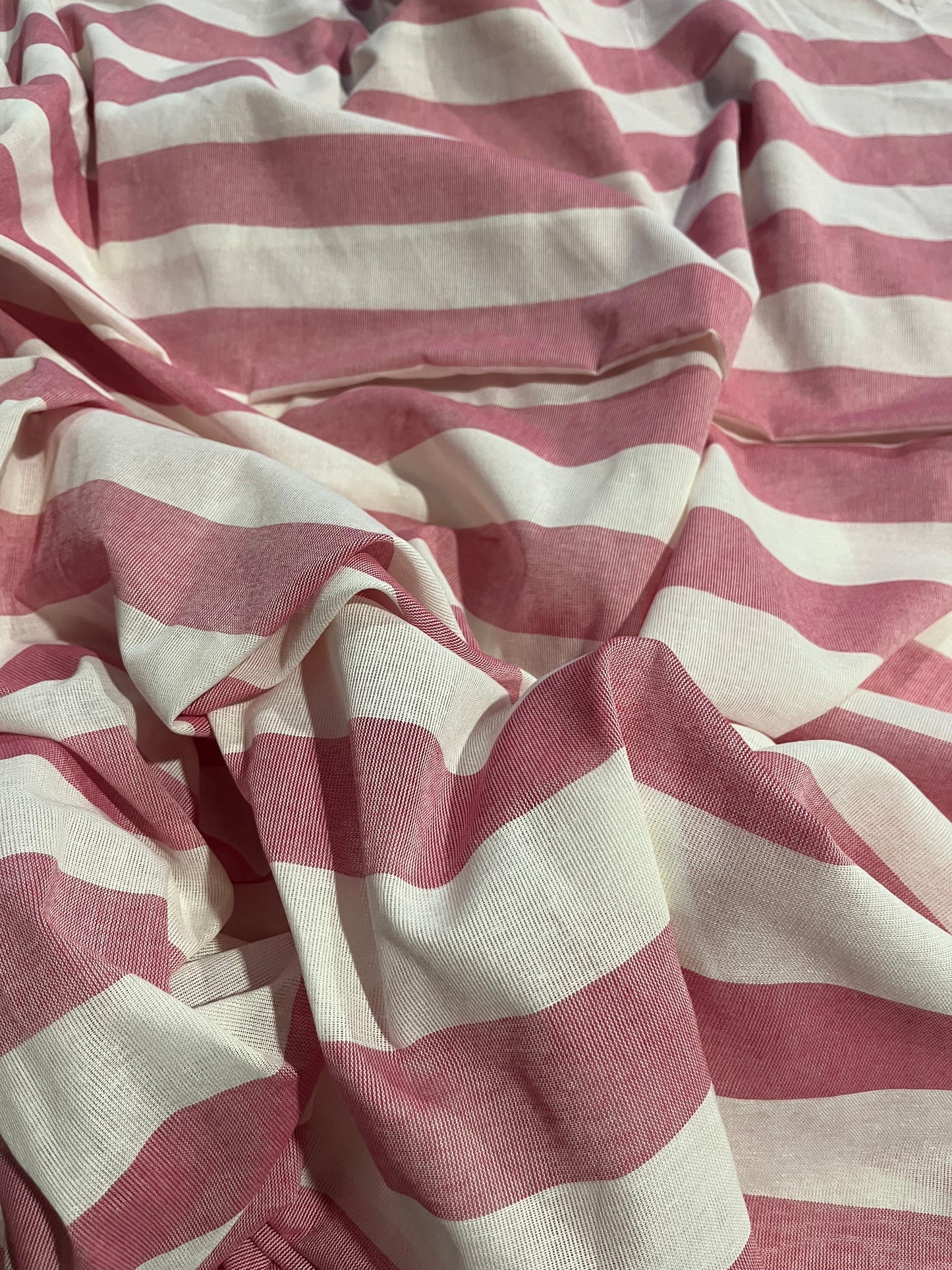 AMOS 029 woven cotton gaze stripe framboise