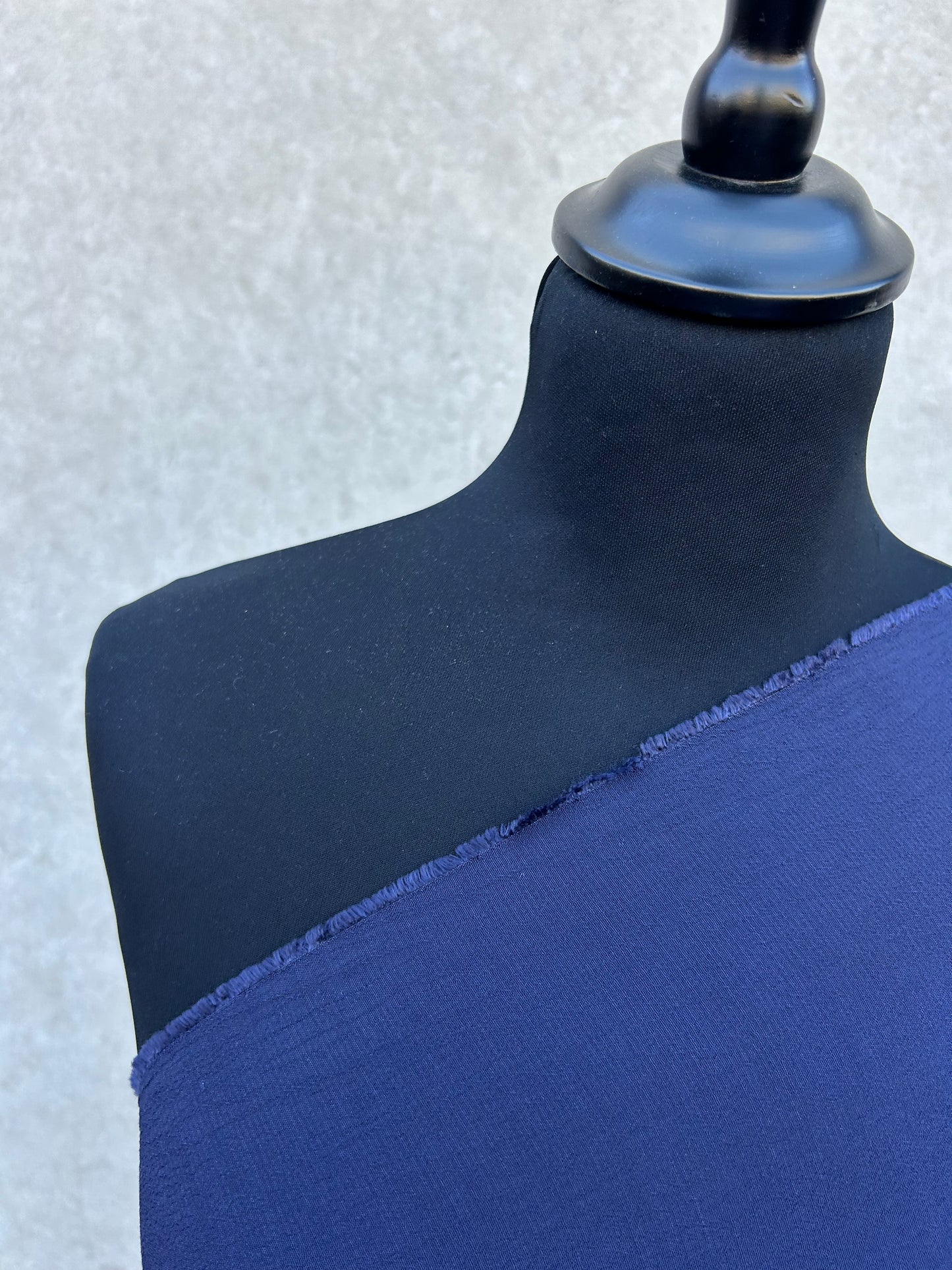 PREM10035 light crepe Max Mara dark indigo blue