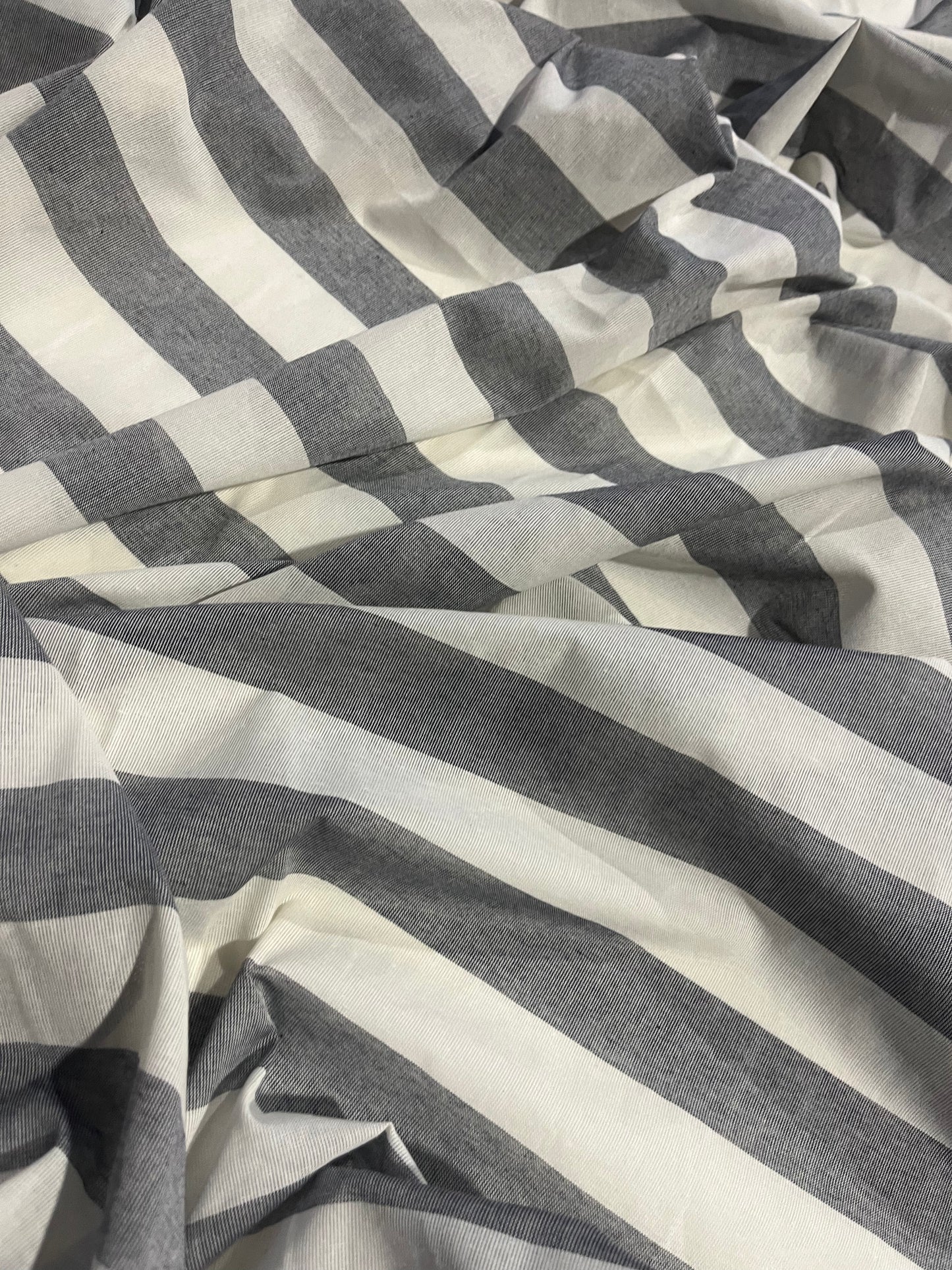 AMOS 025 woven cotton gaze stripe navy
