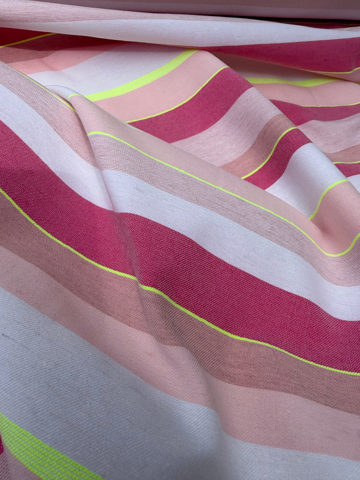 DANTE 066 cotton bengaline stripes white/pink/fluo yellow