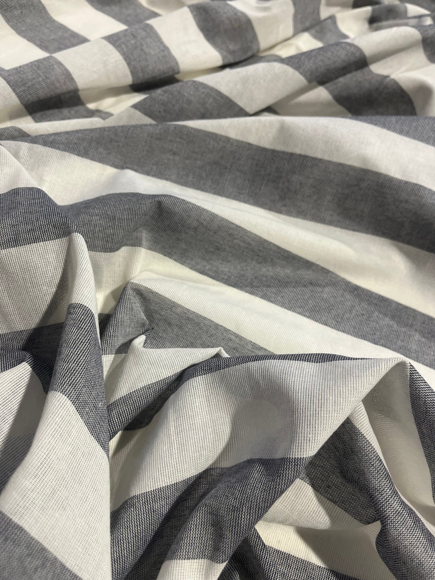 AMOS 025 woven cotton gaze stripe navy
