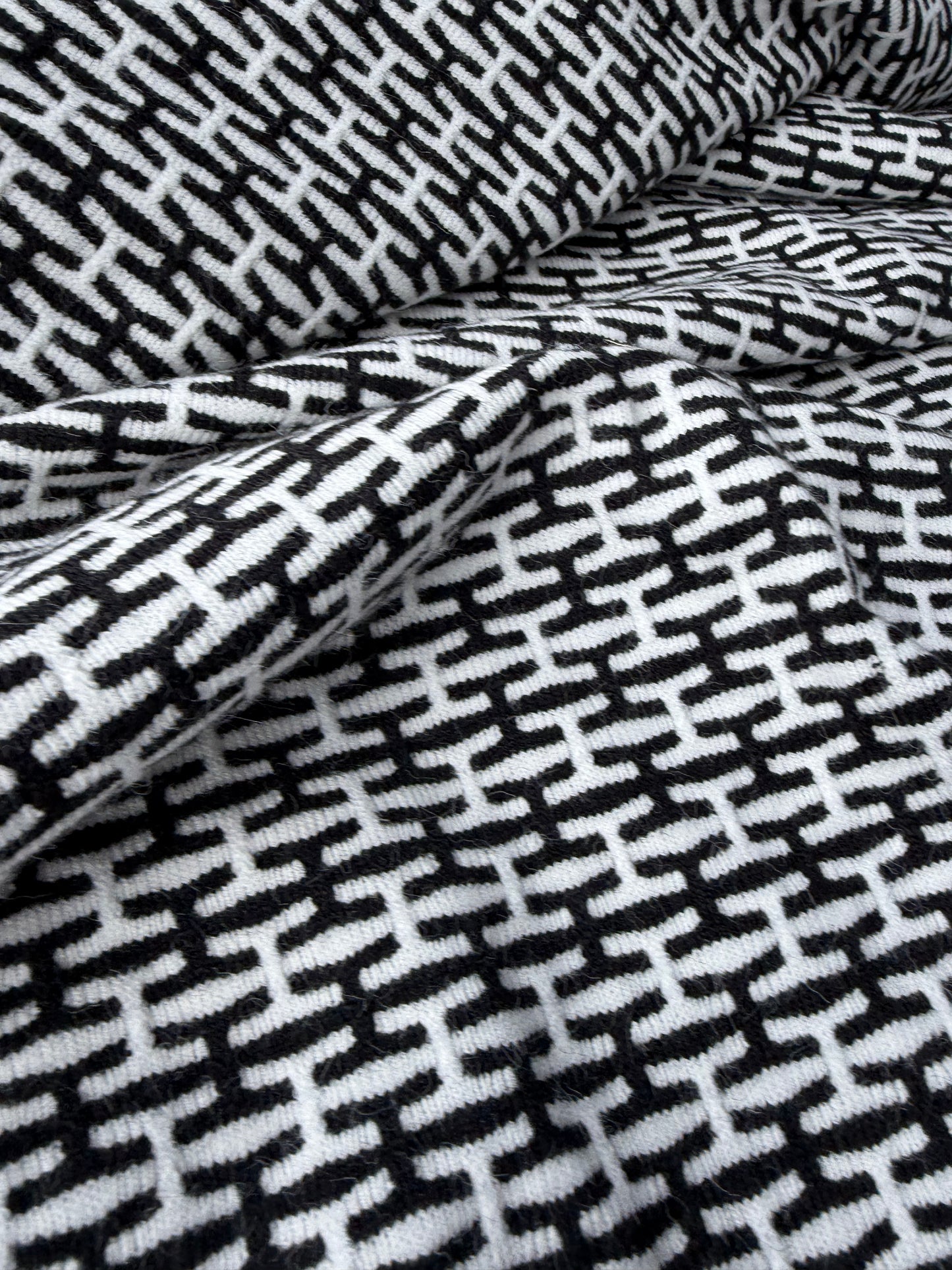 DARREN 025 wback/white logo jersey jacquard