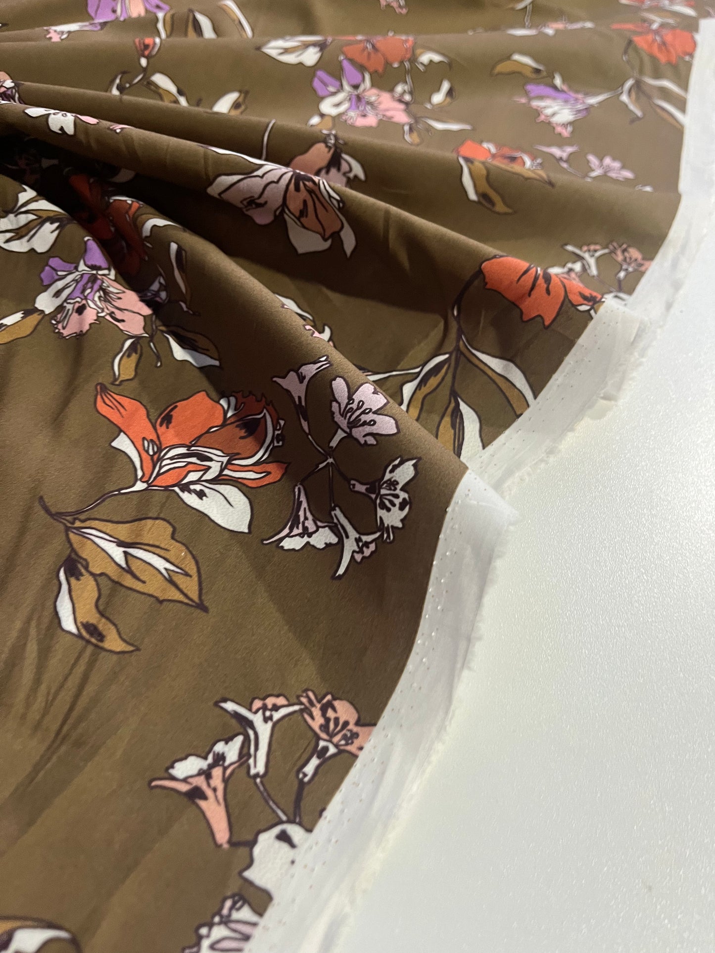WALLY 019 cotton poplin khaky flowers