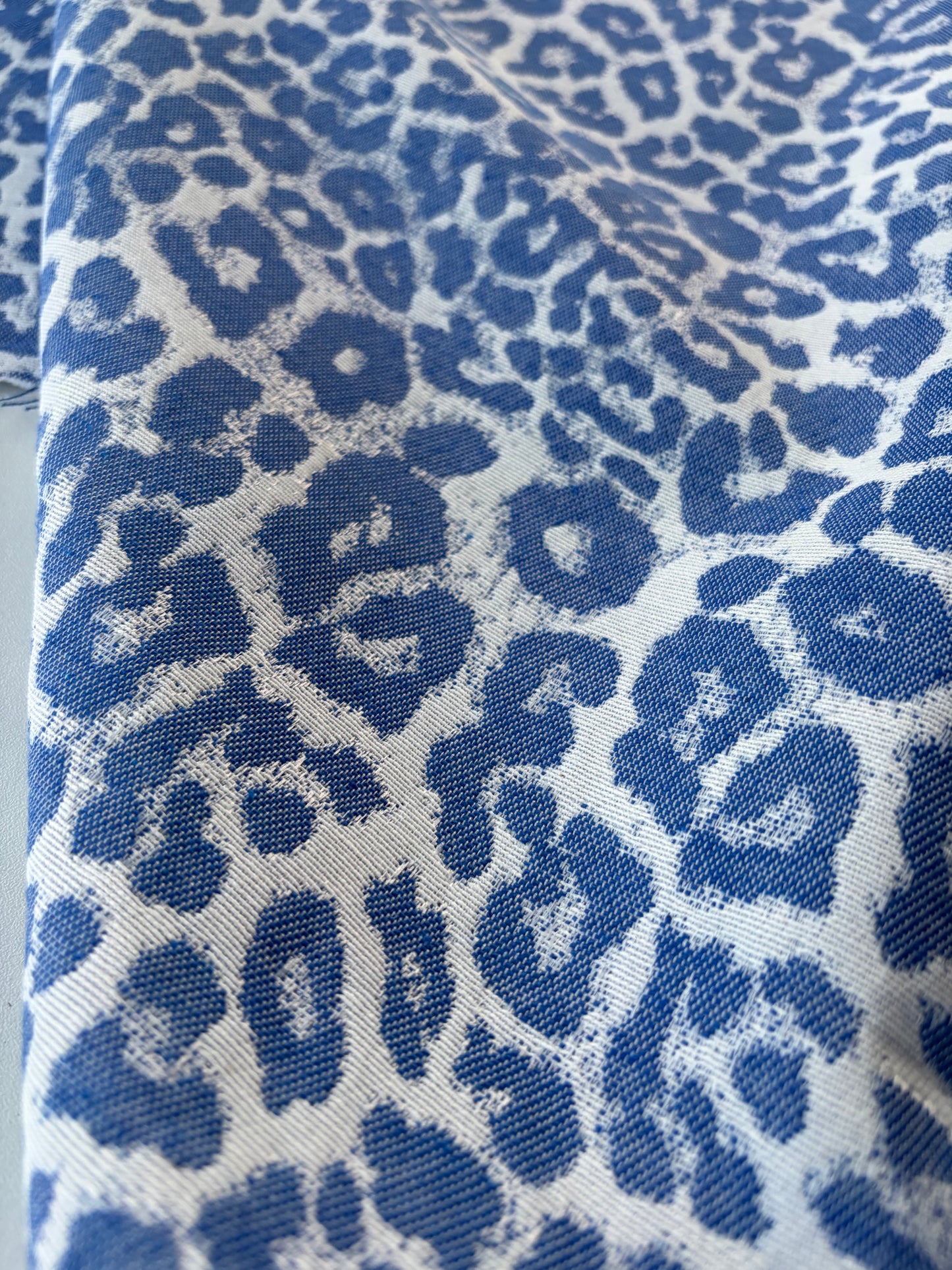 TOTO 004 cotton jacquard animalier cobalt