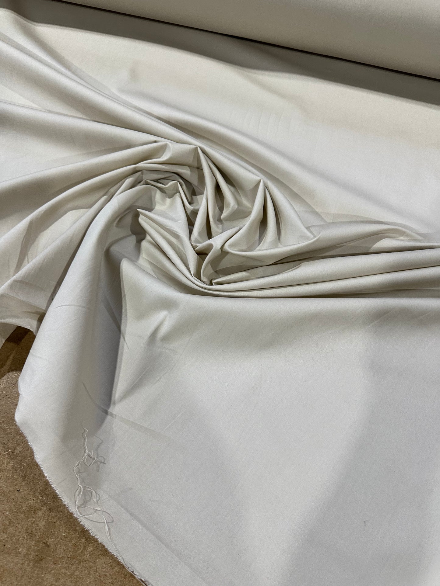Poplin stretch pale beige