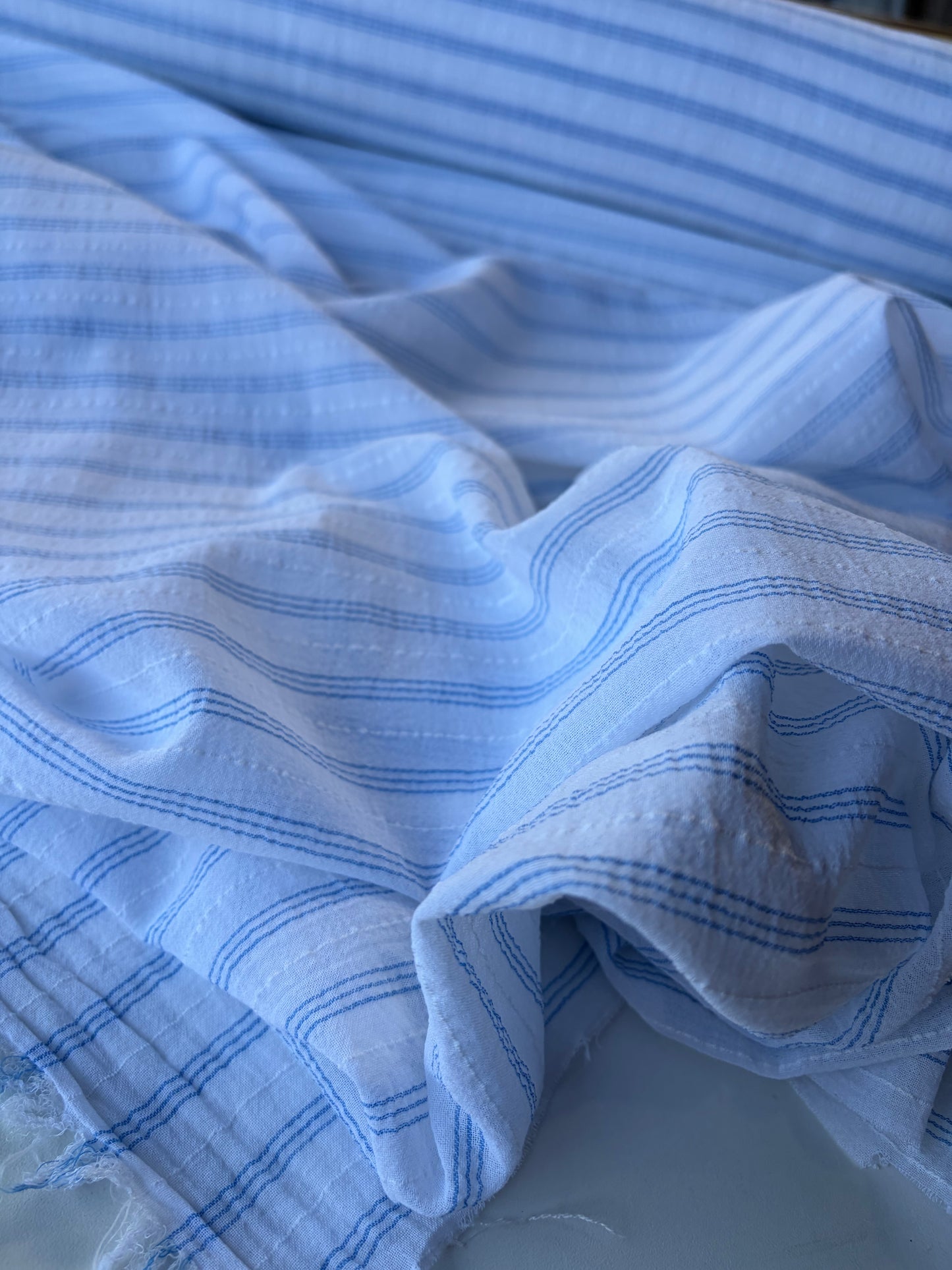 TOTO 009 viscose/silk stripes white/cobalt