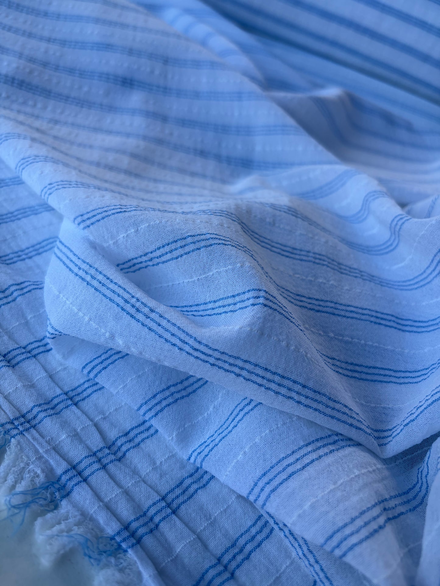 TOTO 009 viscose/silk stripes white/cobalt