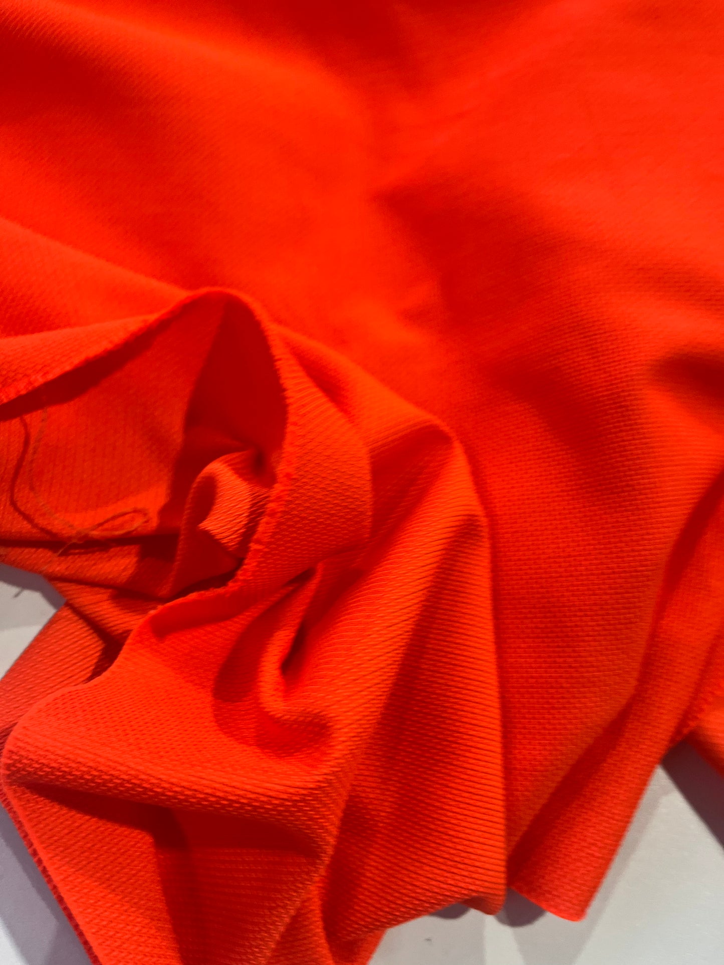 AMOS 036 structured cotton bright orange