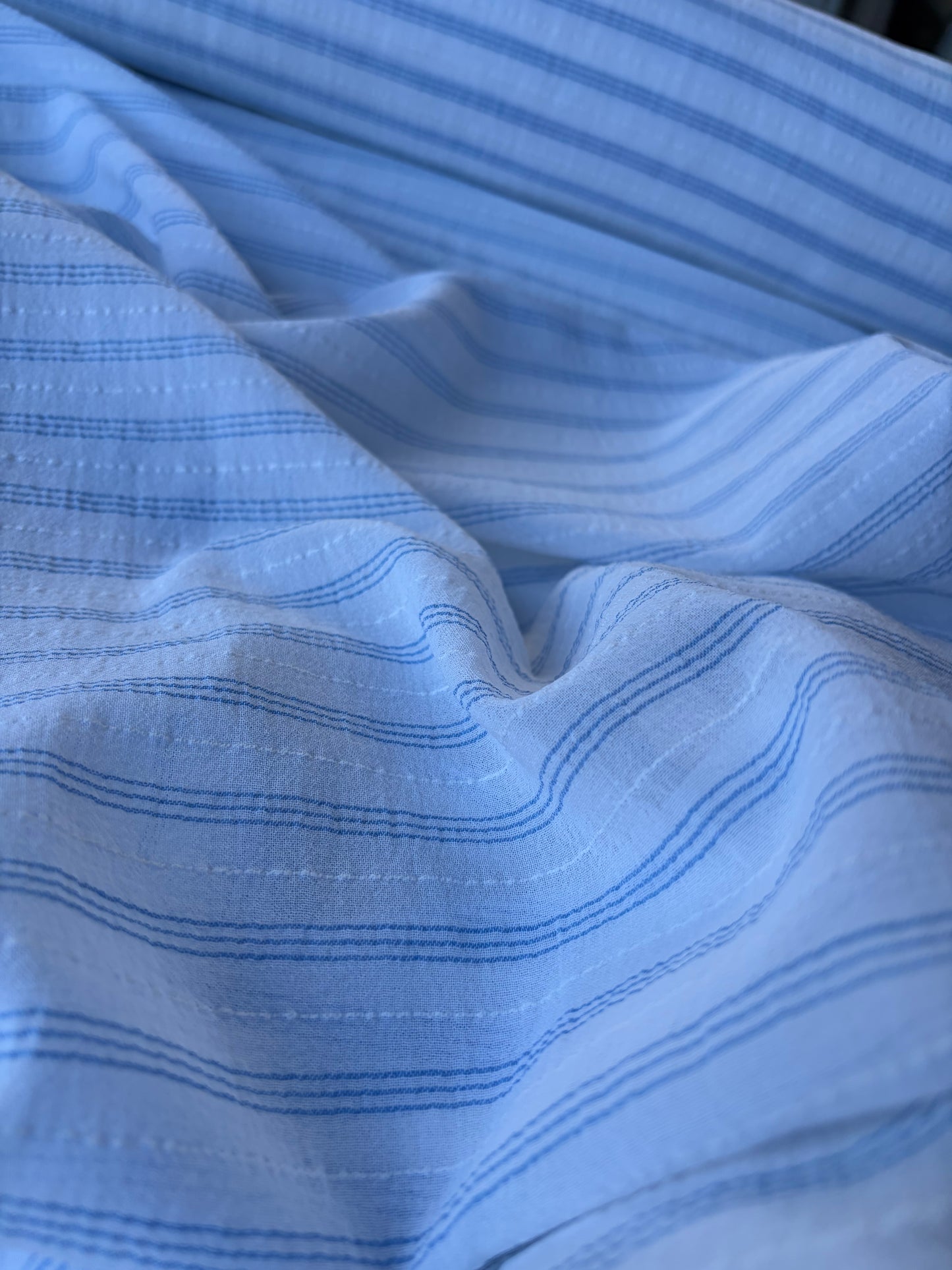 TOTO 009 viscose/silk stripes white/cobalt