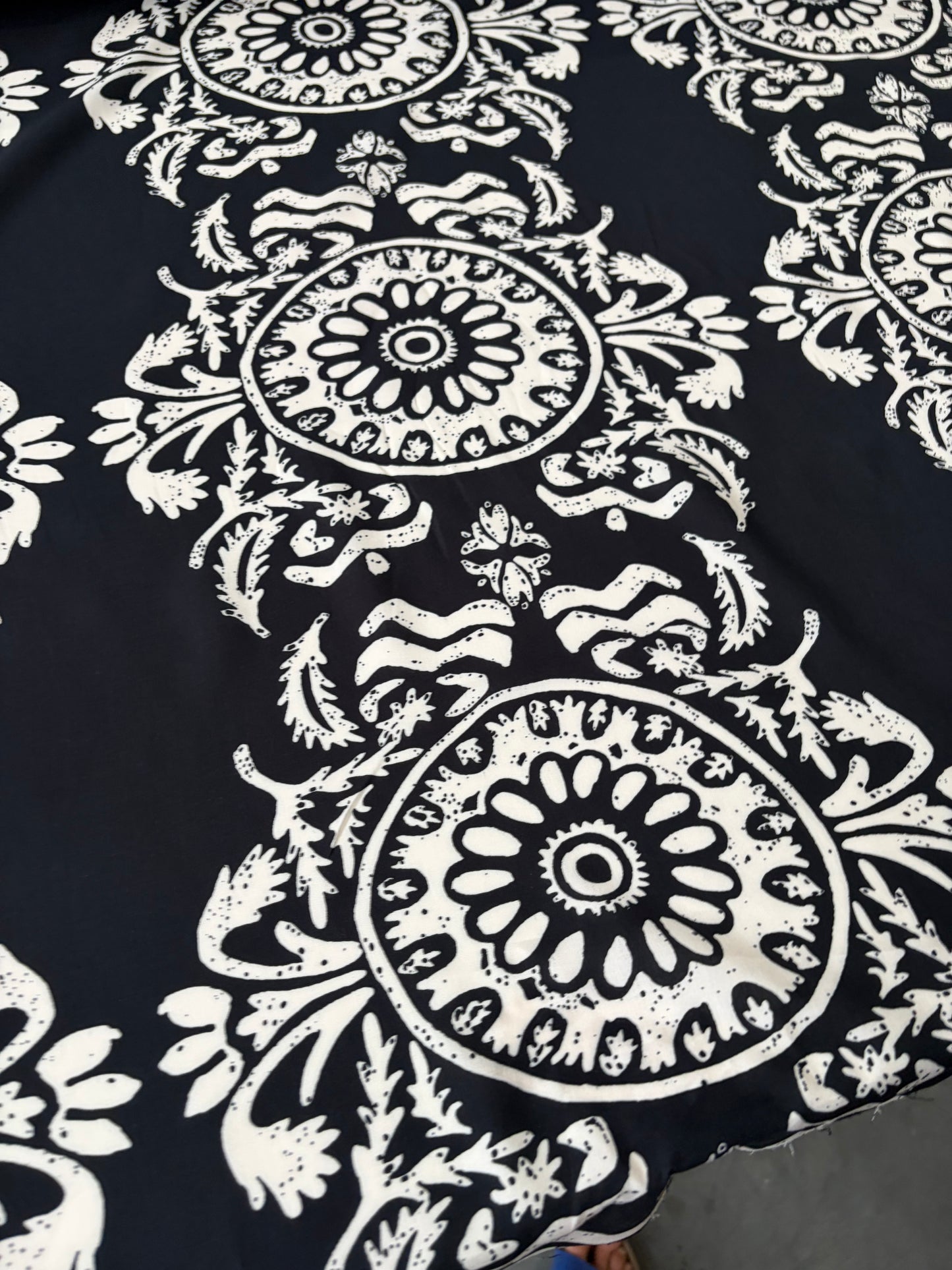 PAZZO 009 viscose black/white print