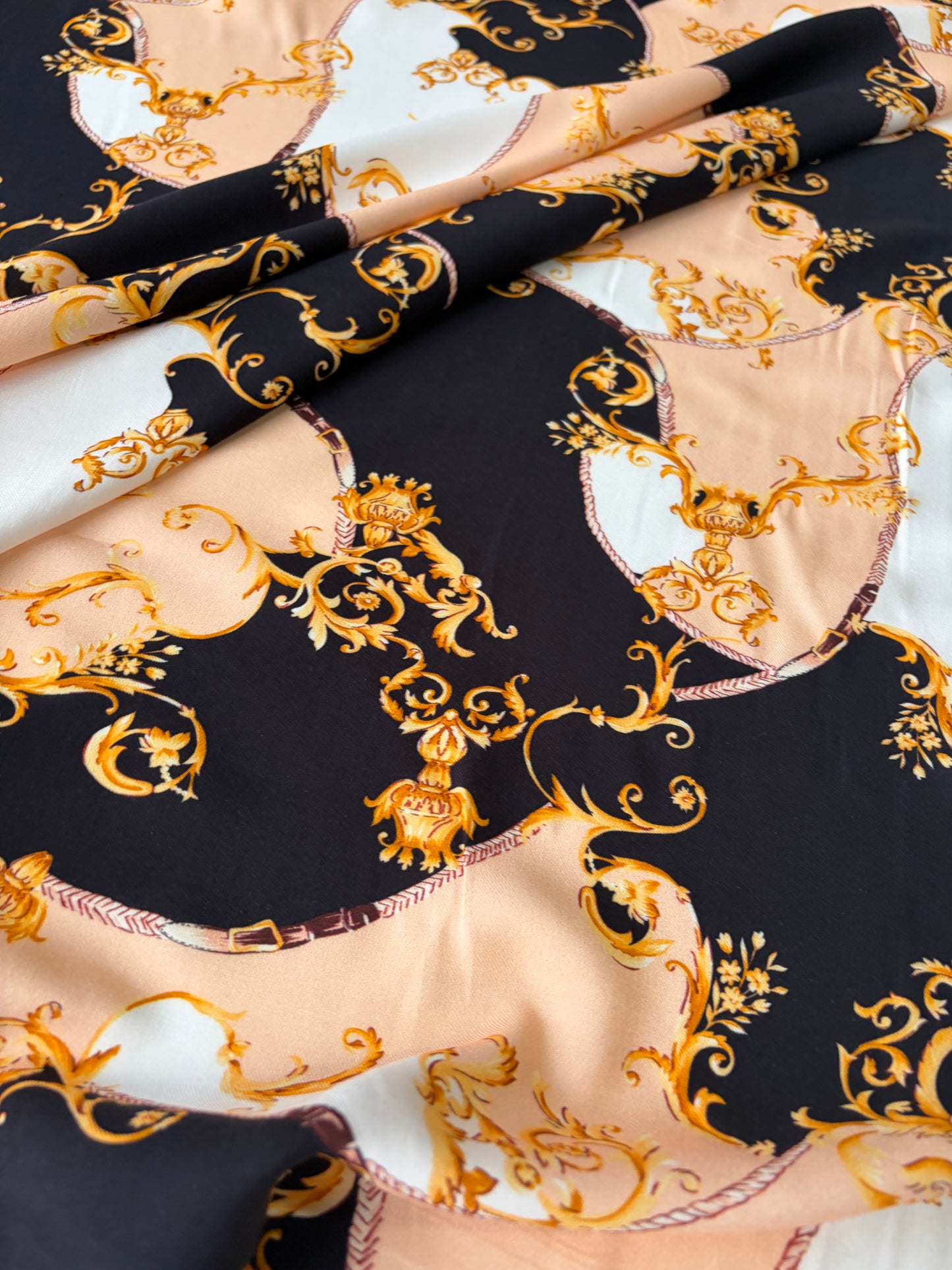 PAZZO 010 viscose twill chain print