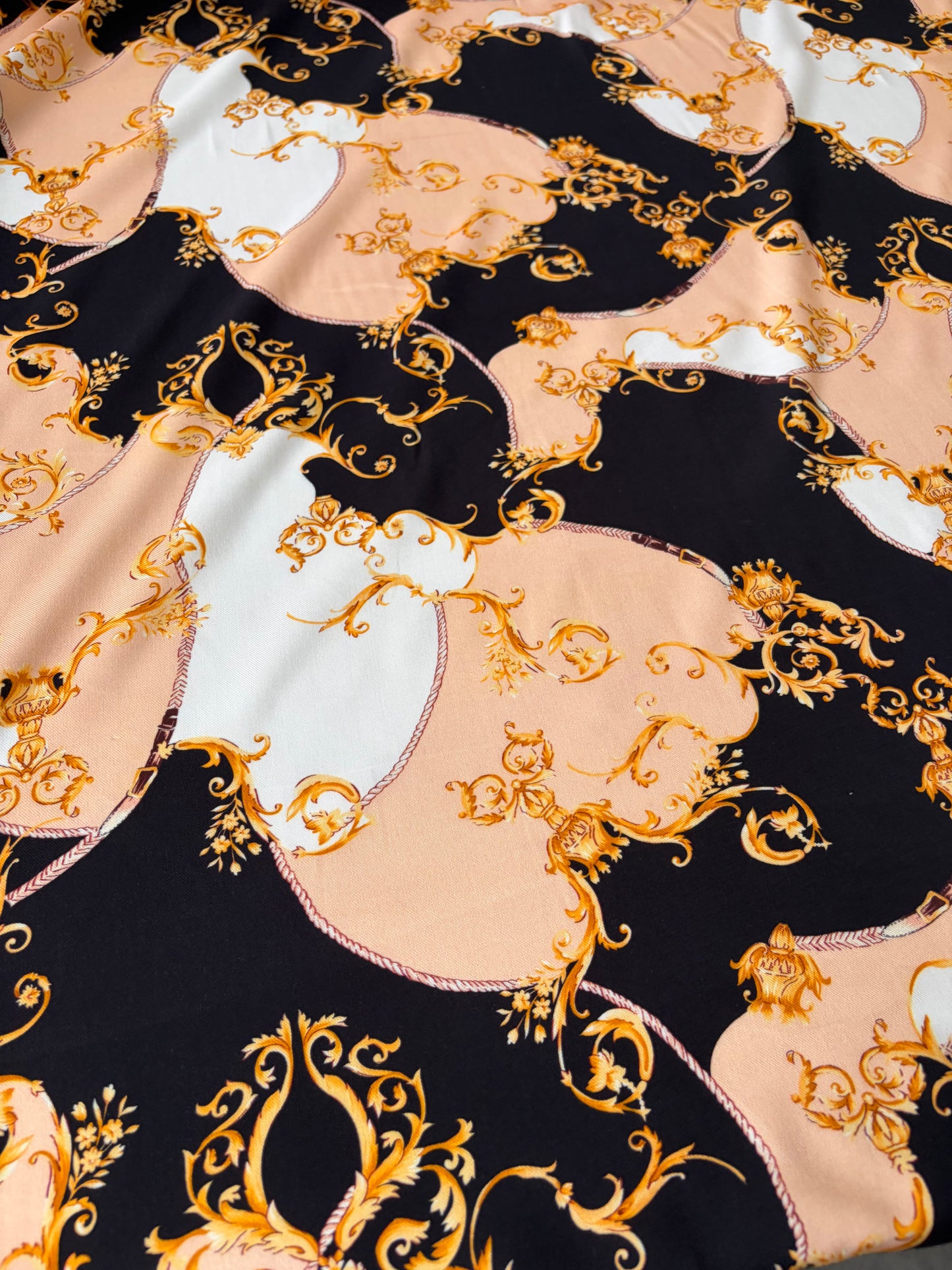 PAZZO 010 viscose twill chain print