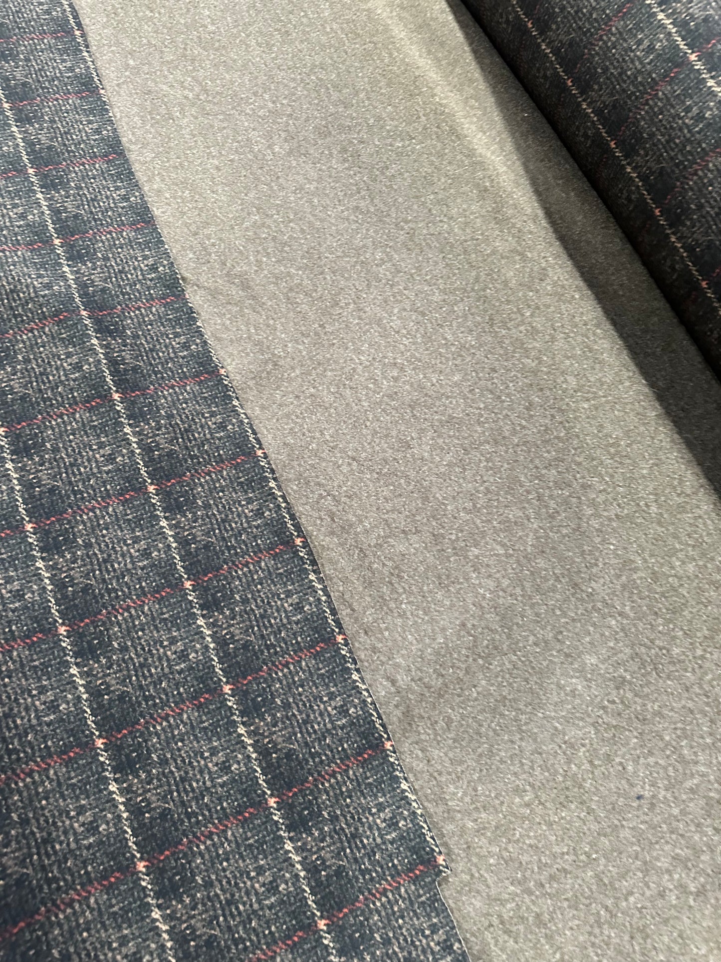 Flip side 410 autumn  check design double face brown