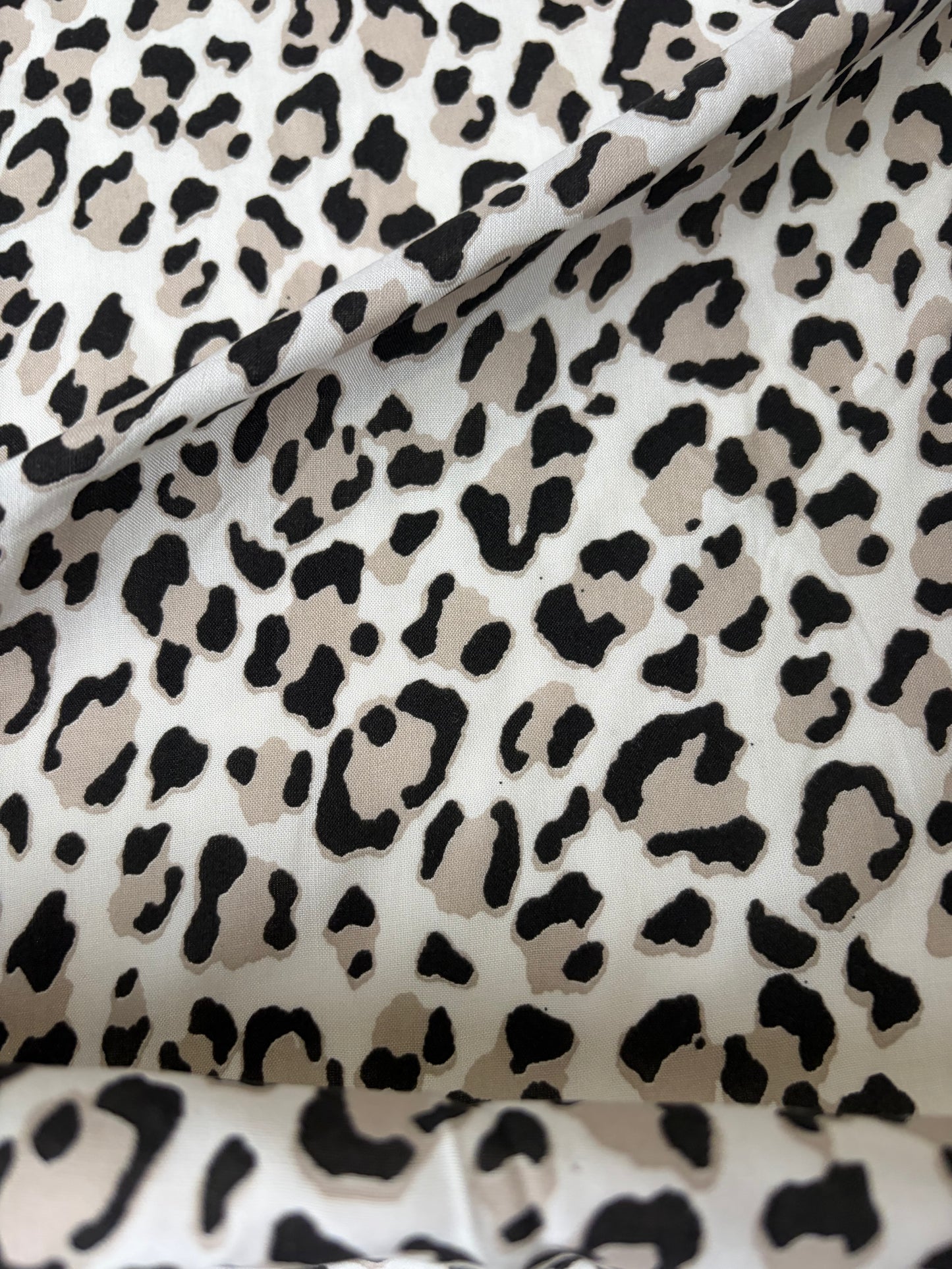 PAZZO 011 cotton voile animalier print