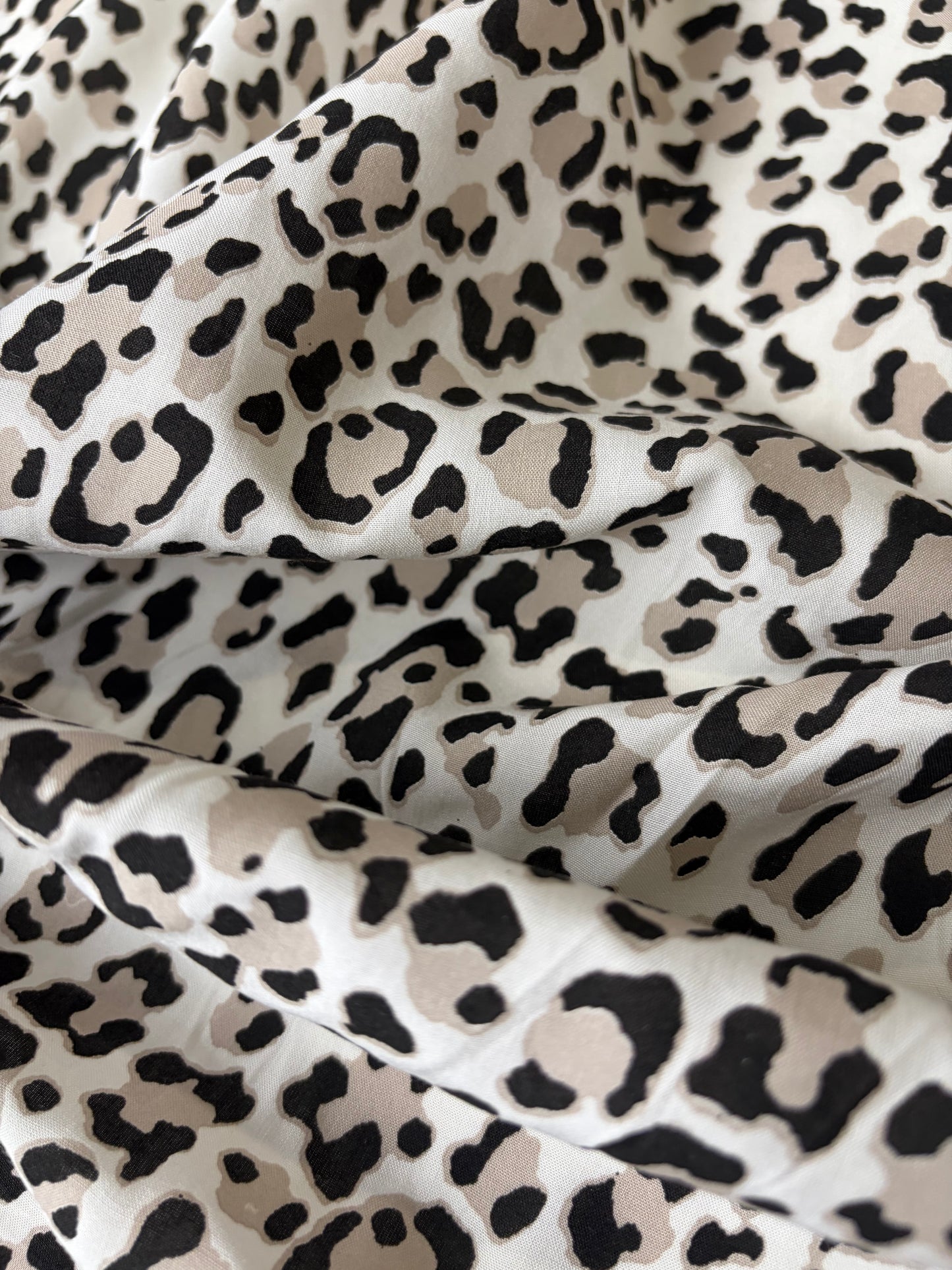 PAZZO 011 cotton voile animalier print