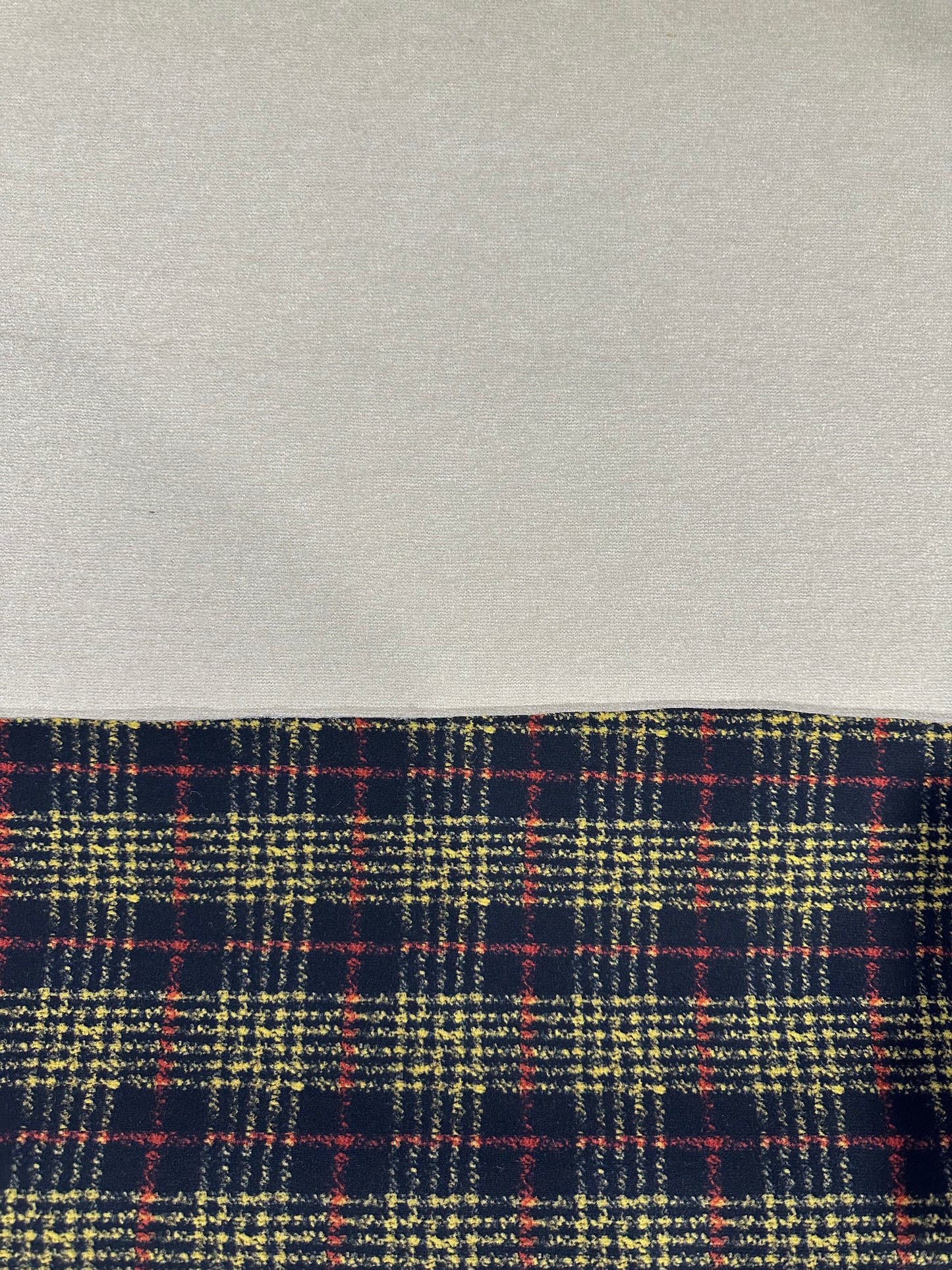 Flip side 425 red yellow black check double face beige