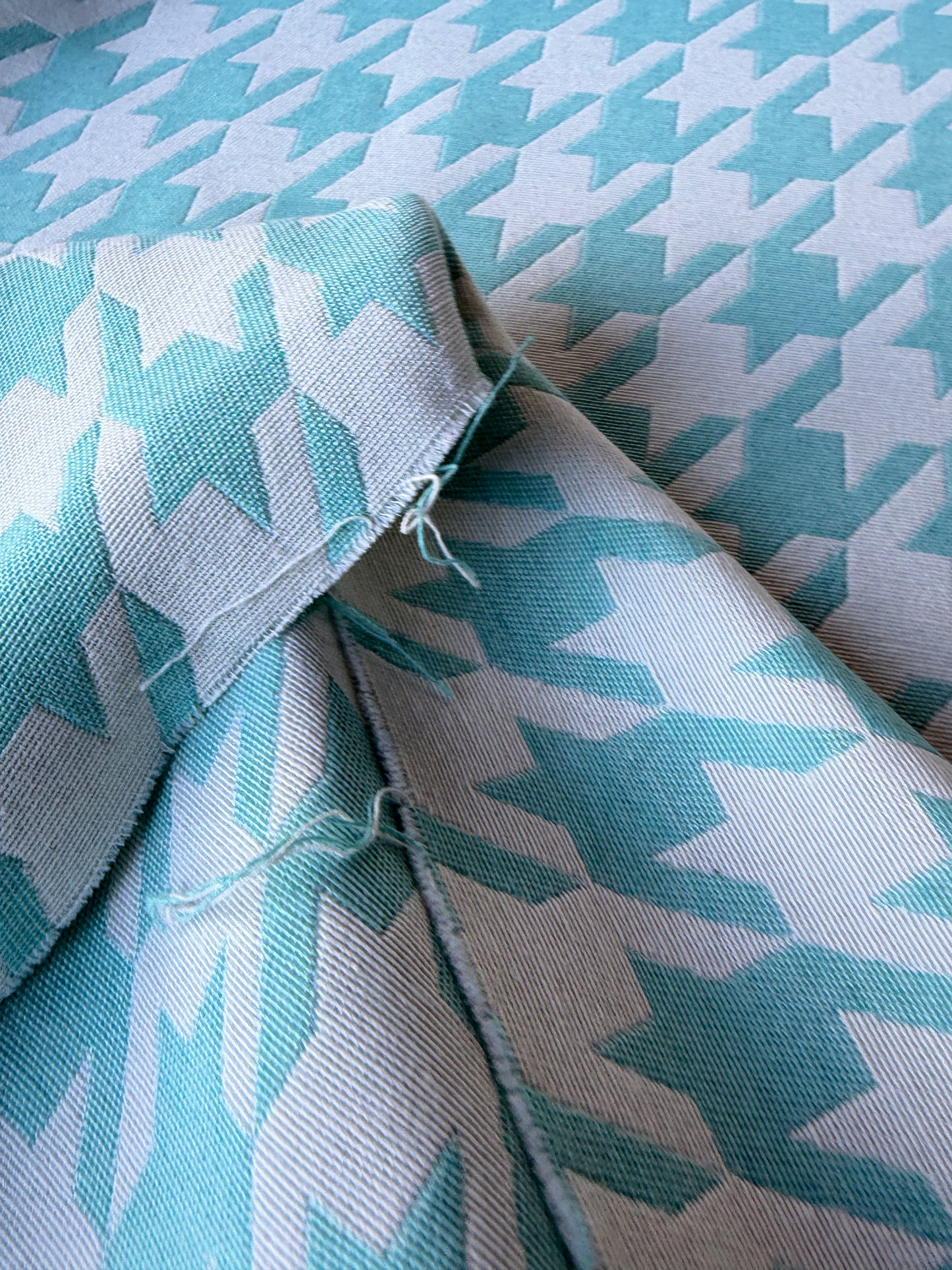 TOTO 013 cotton jacquard giant dogtooth emerald green
