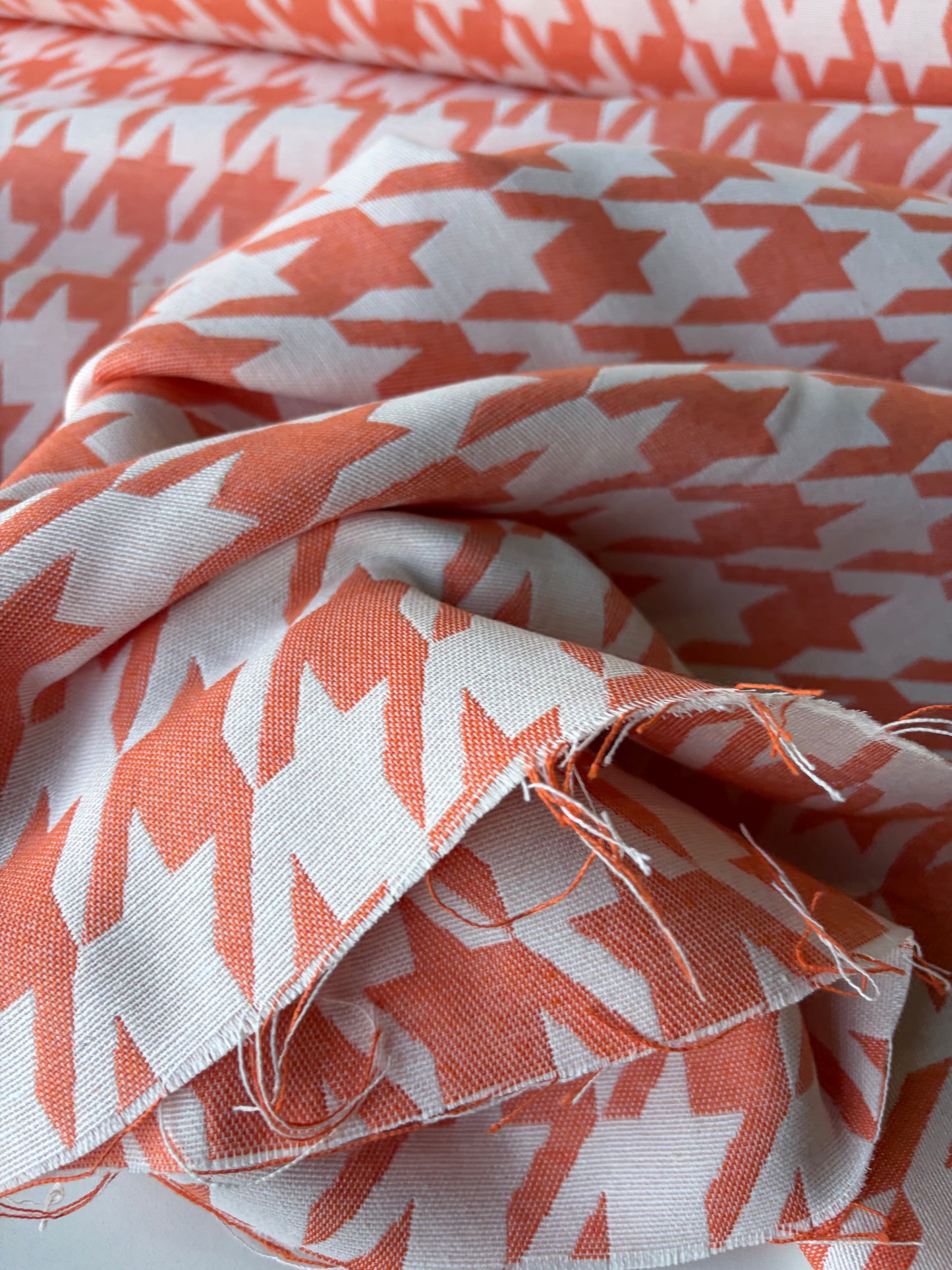 TOTO 014 cotton jacquard giant dogtooth orange