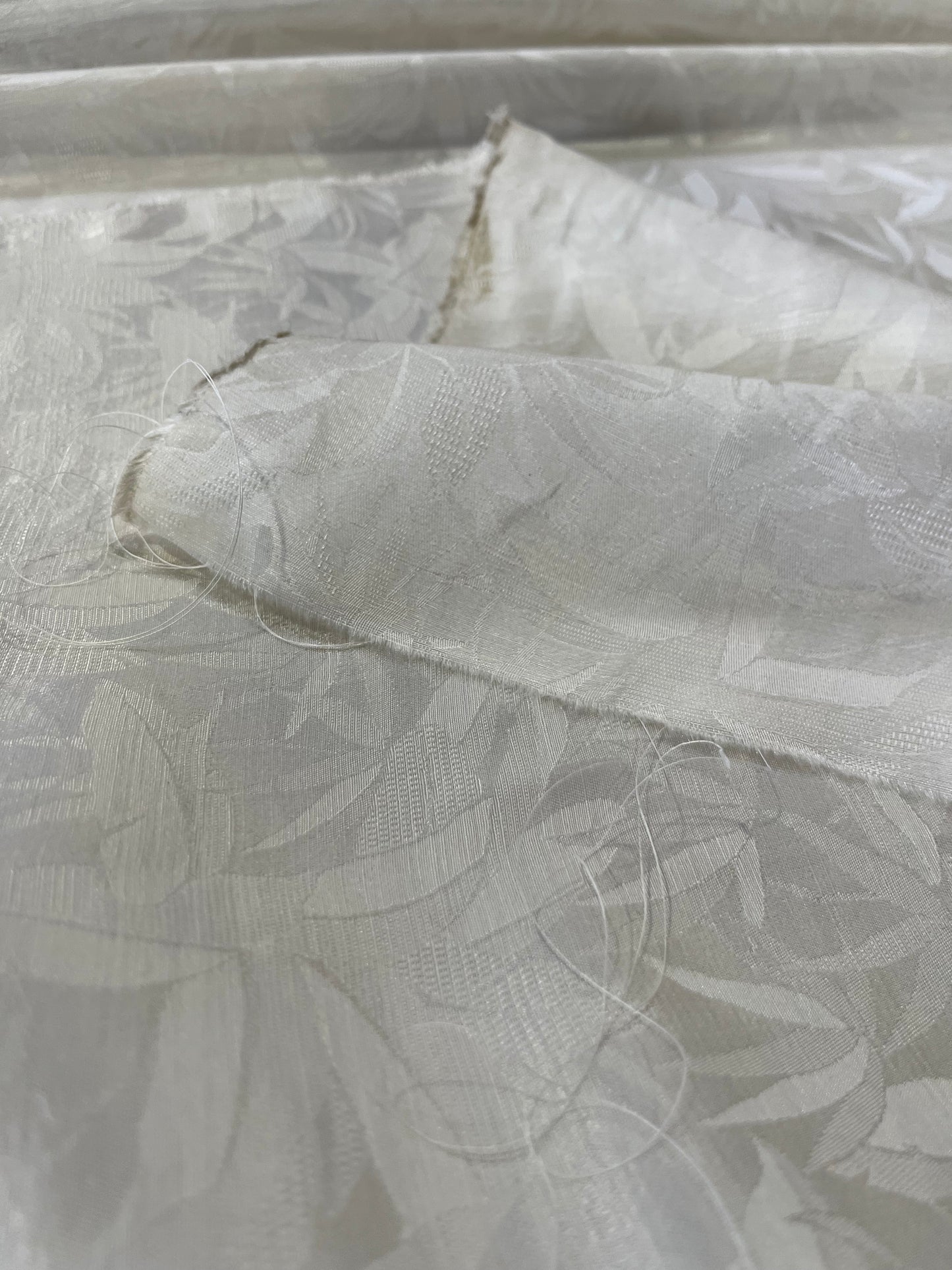 G01 CAN 020 SILK/ LINEN jacquard white