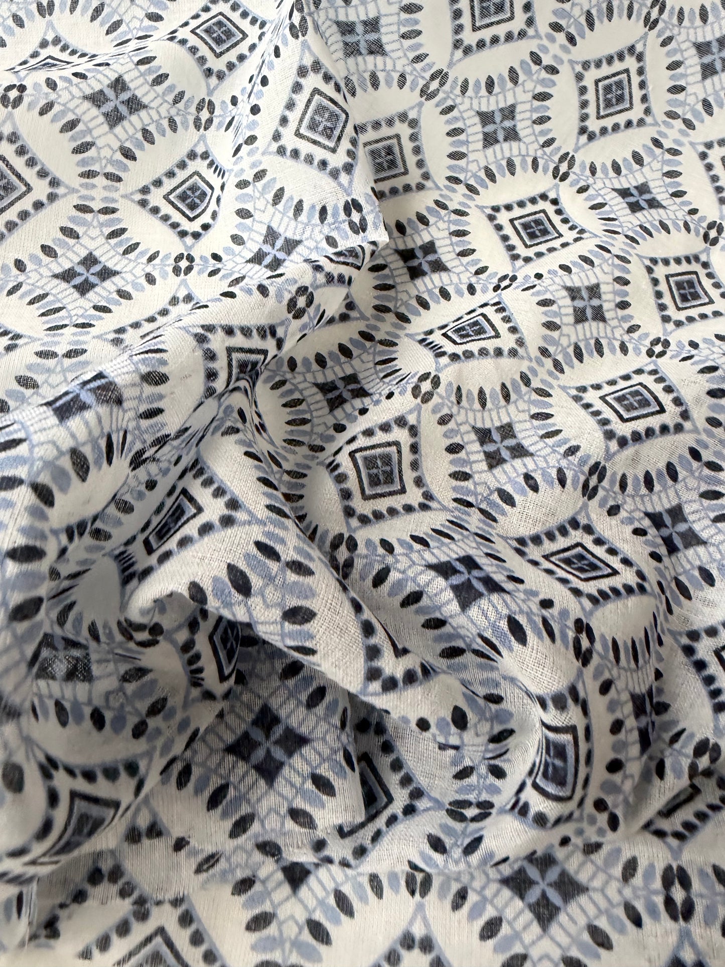 PAZZO 015 cotton voile multi blue print