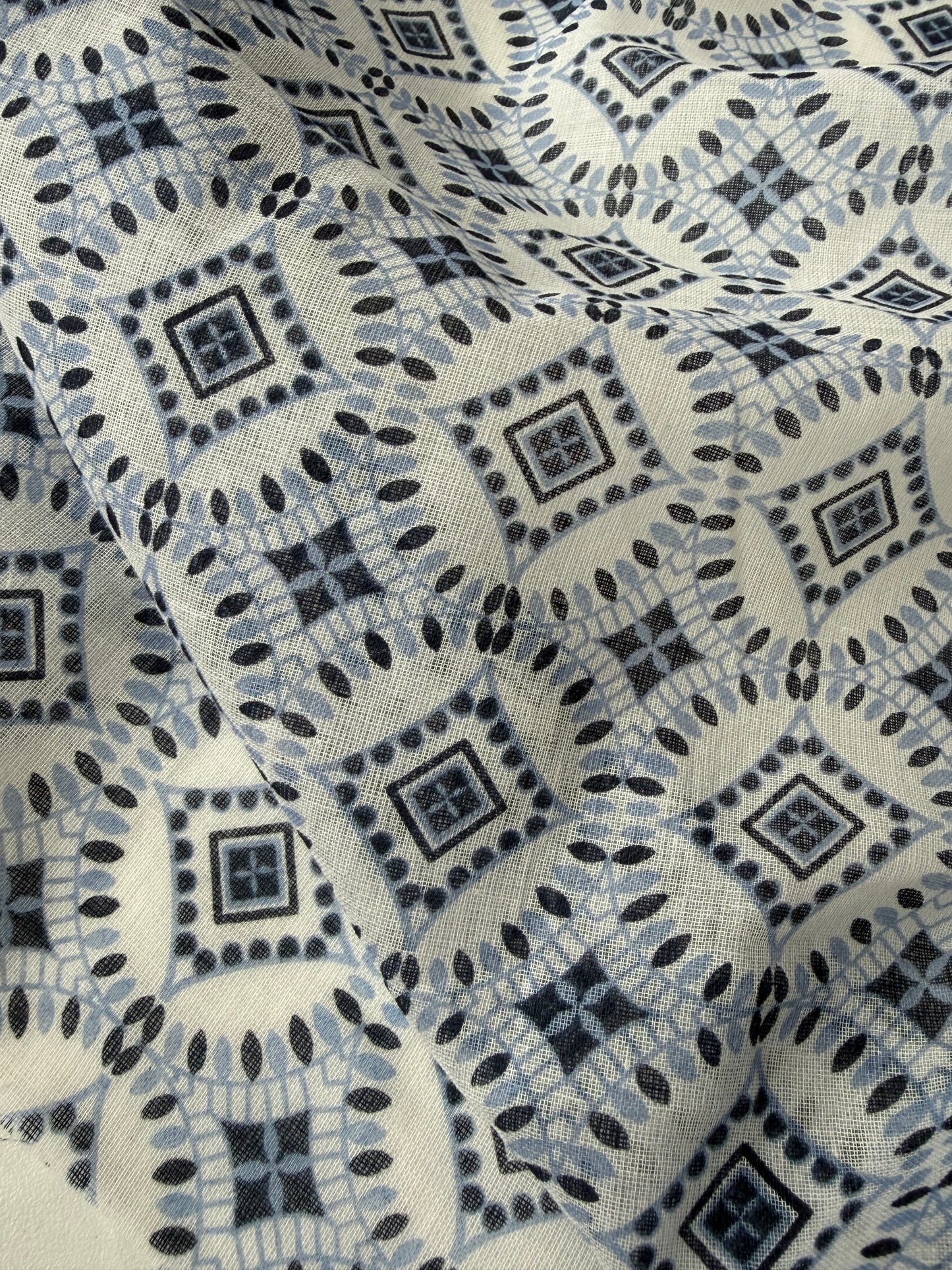 PAZZO 015 cotton voile multi blue print