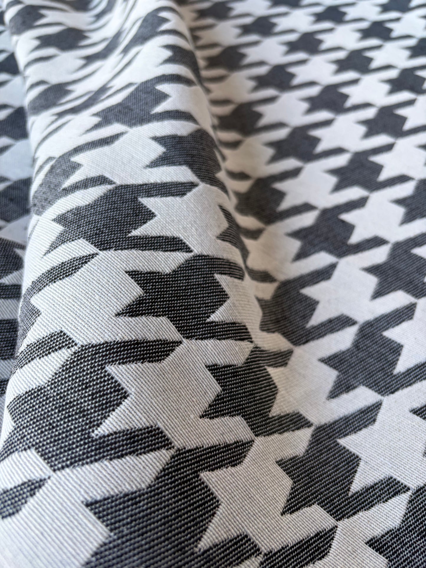 TOTO 015 cotton jacquard giant dogtooth black