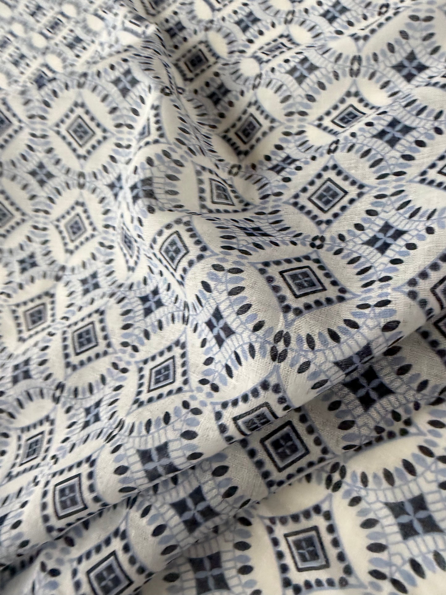 PAZZO 015 cotton voile multi blue print