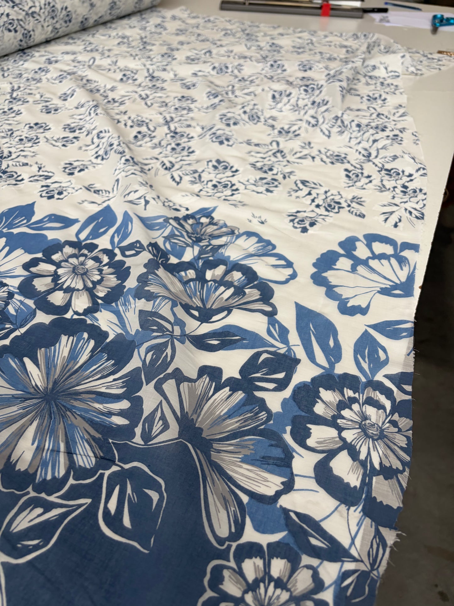 PAZZO 016 cotton voile single border print
