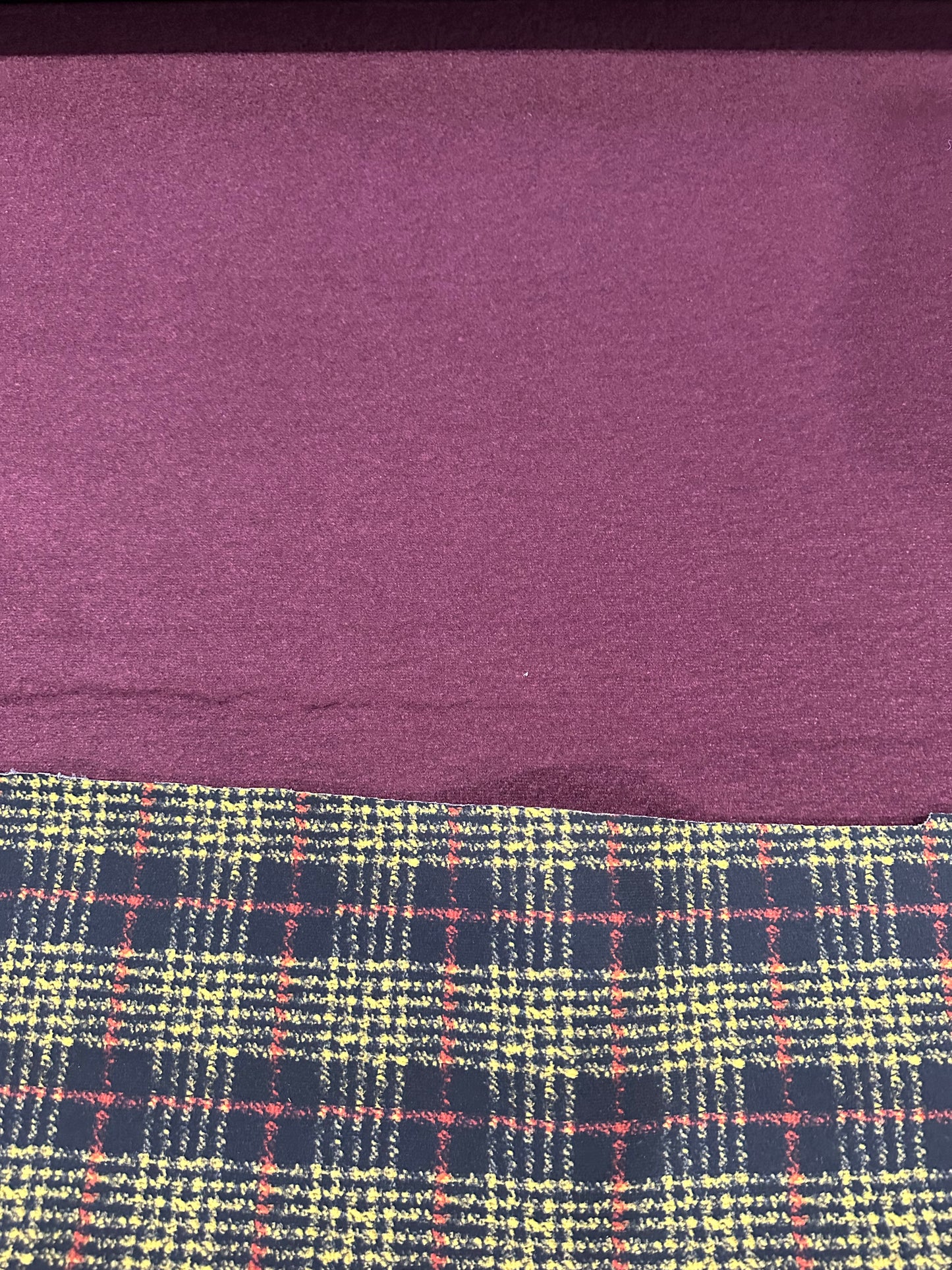 Flip side 530 red yellow black check double face aubergine