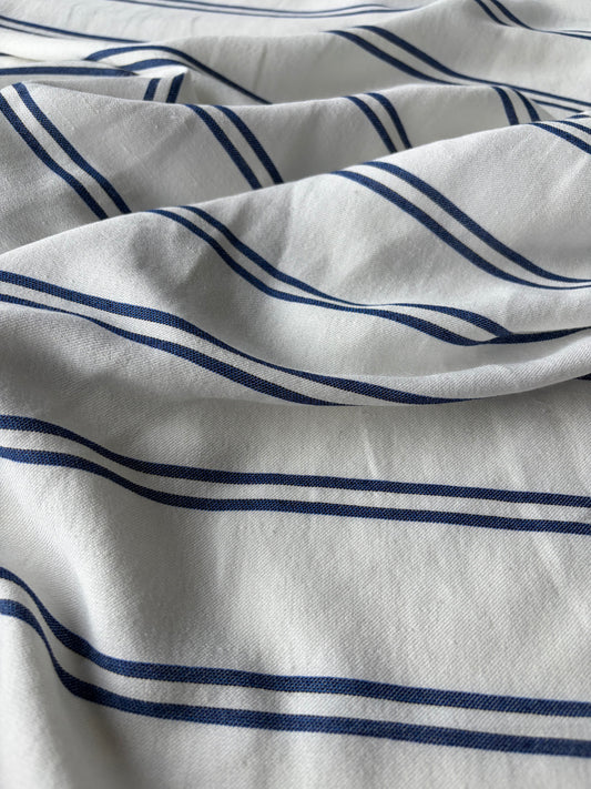 TOTO 021 midweight cotton/linnen jacquard stripe white/electric blue