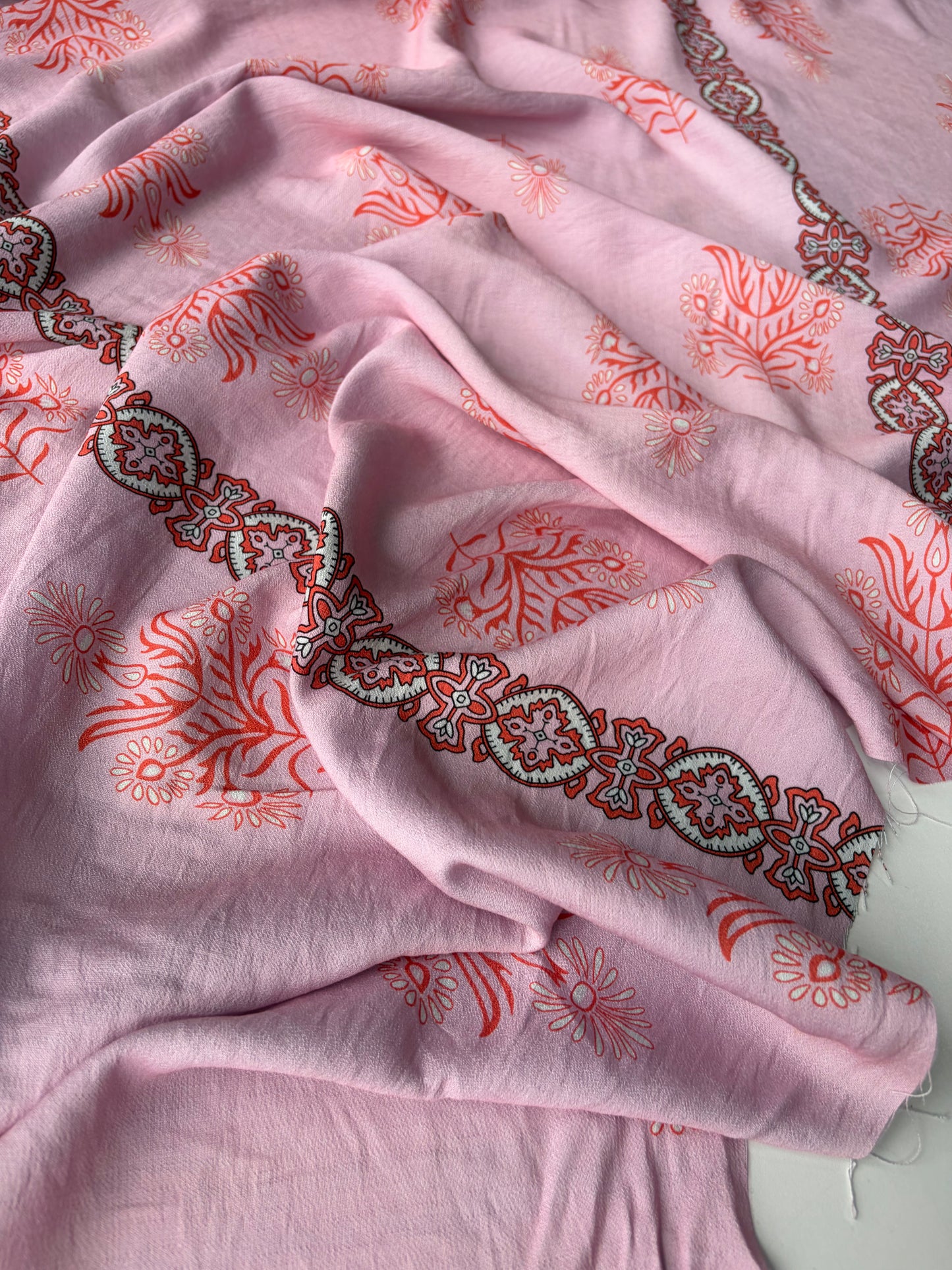 PAZZO 020 viscose crêpe pink striped print