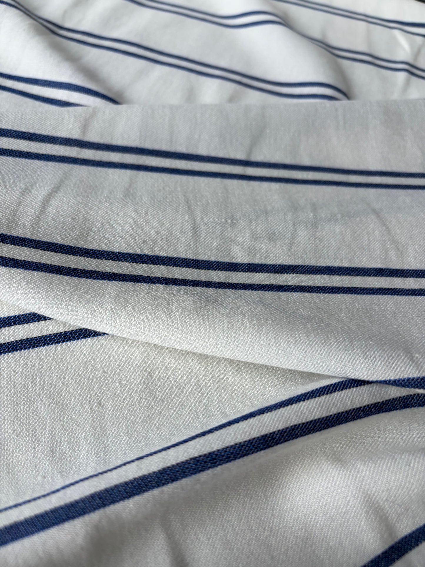 TOTO 021 midweight cotton/linnen jacquard stripe white/electric blue