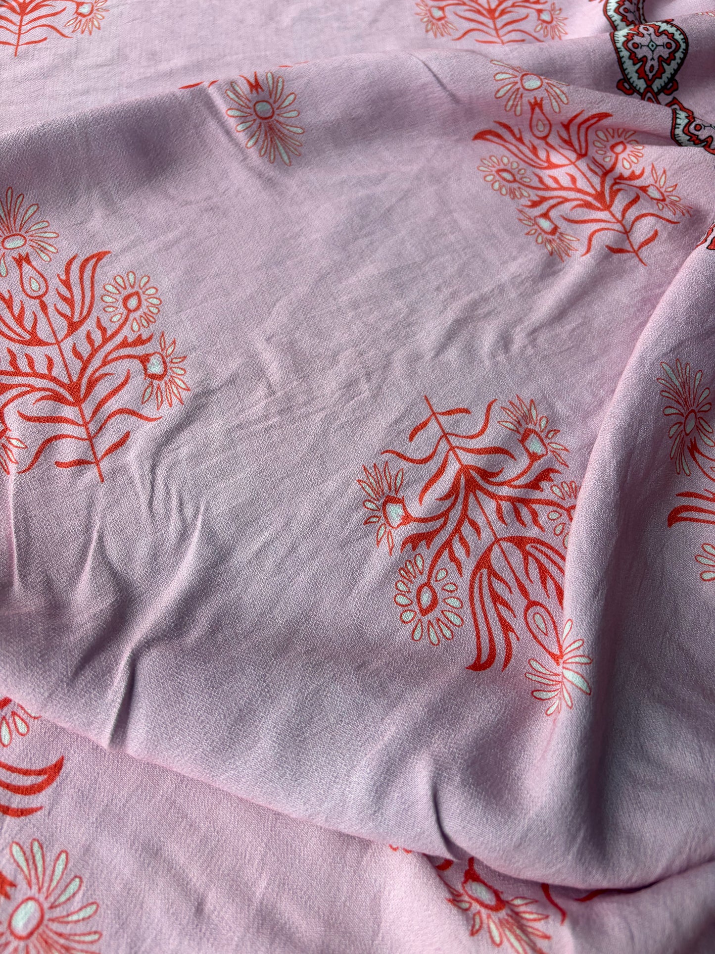 PAZZO 020 viscose crêpe pink striped print