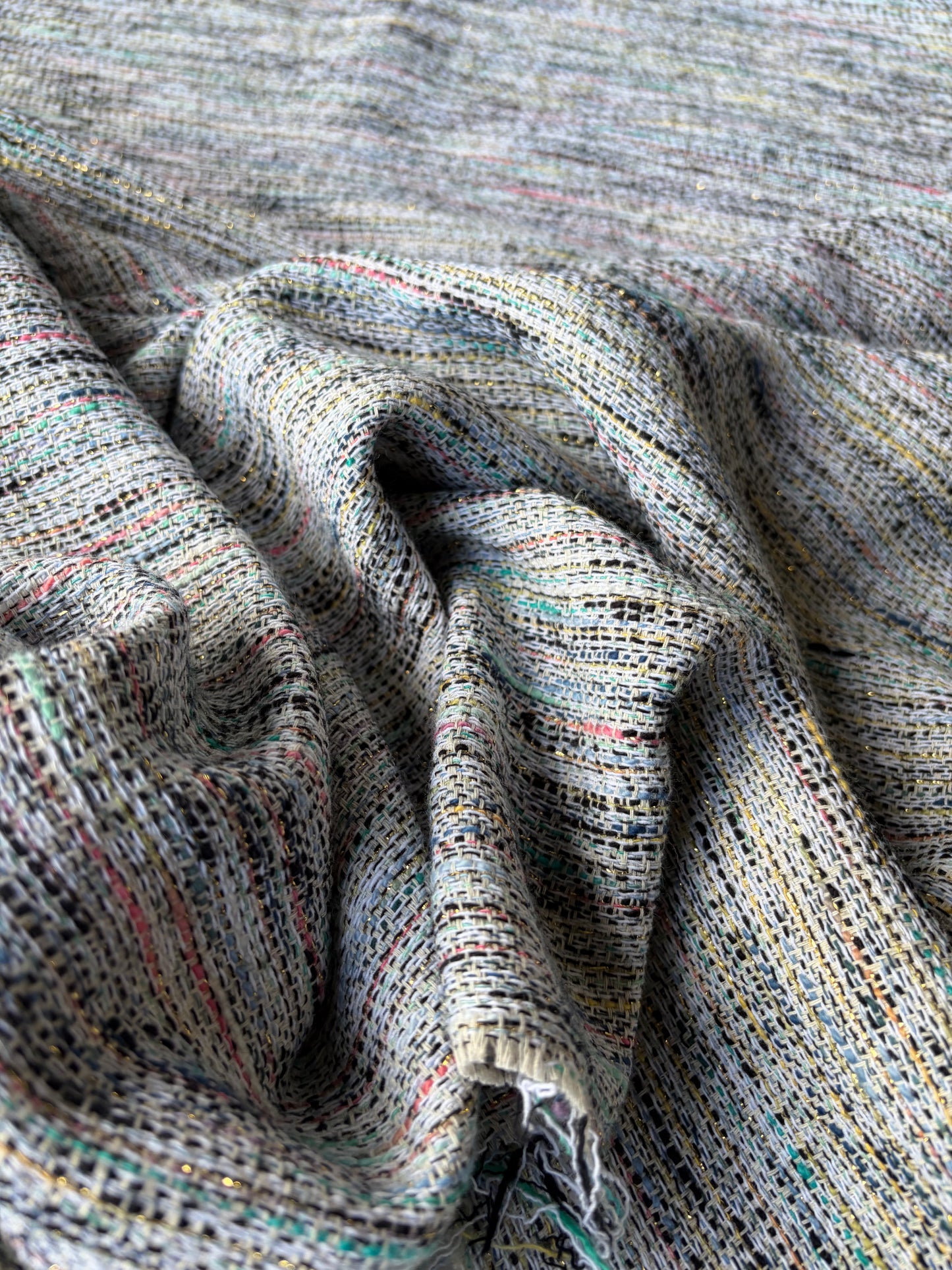 TOTO 022 cotton tweed Chanel style with lurex
