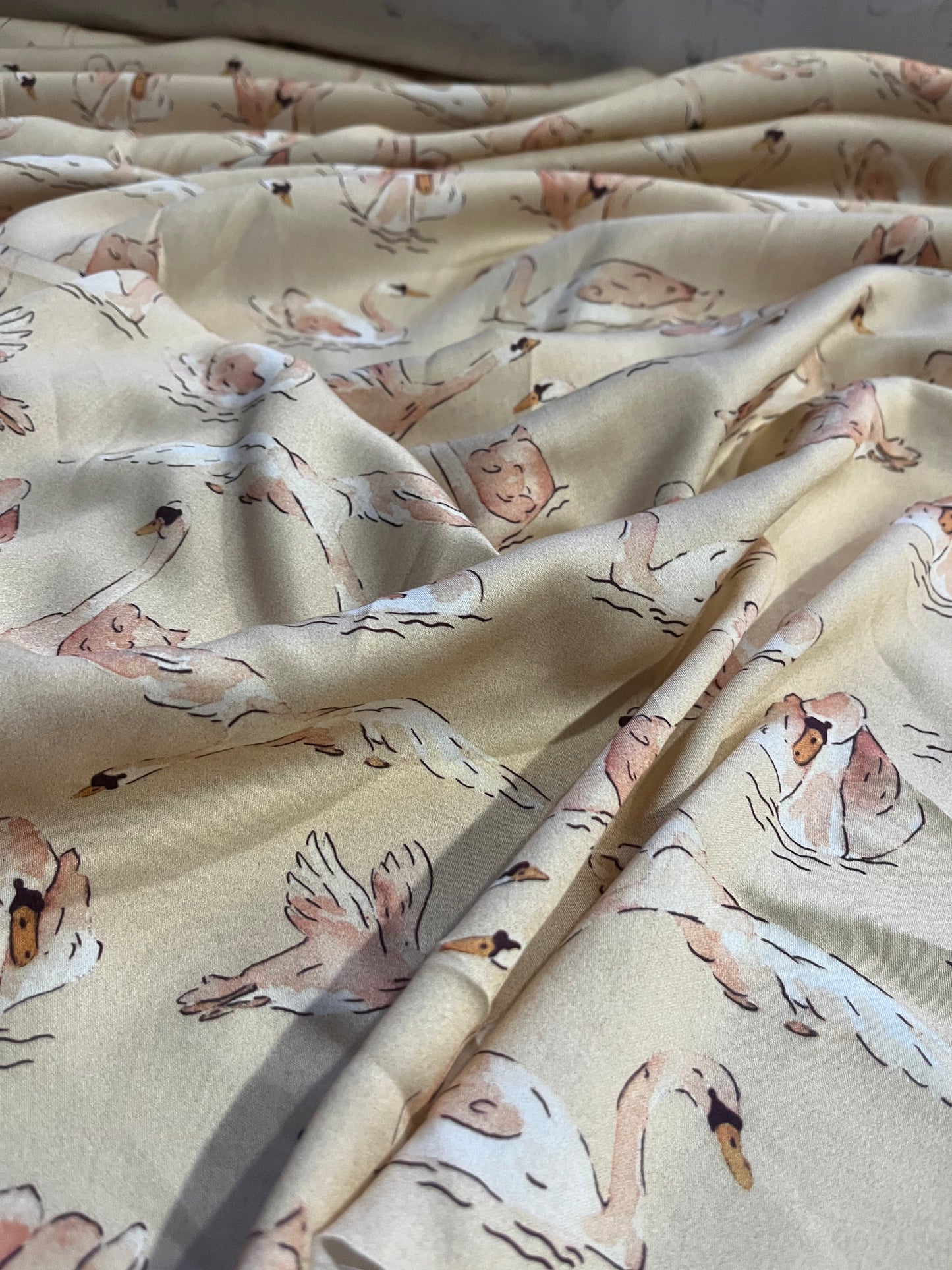 WALLY 050 viscose satin with conversational print