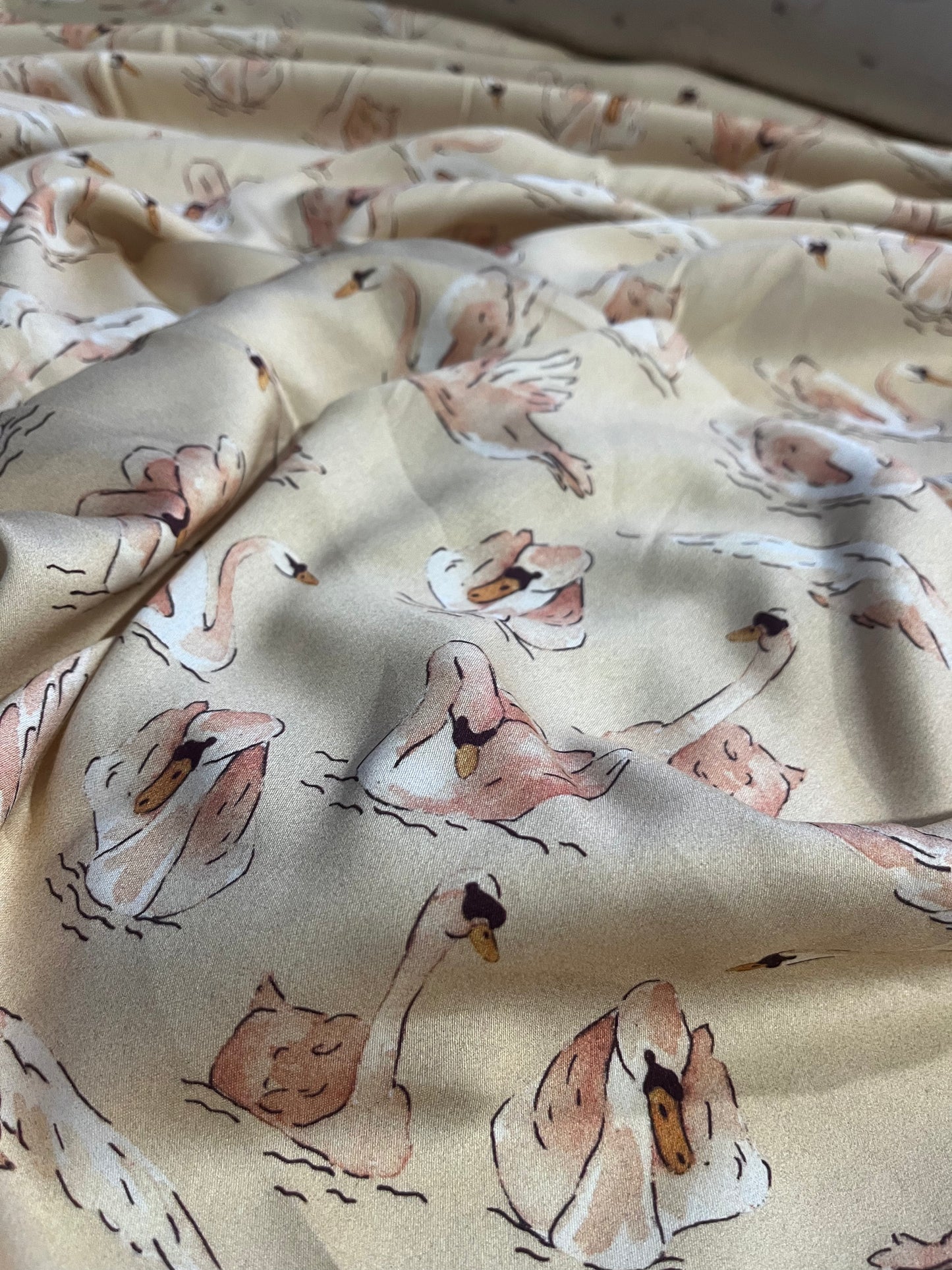 WALLY 050 viscose satin with conversational print