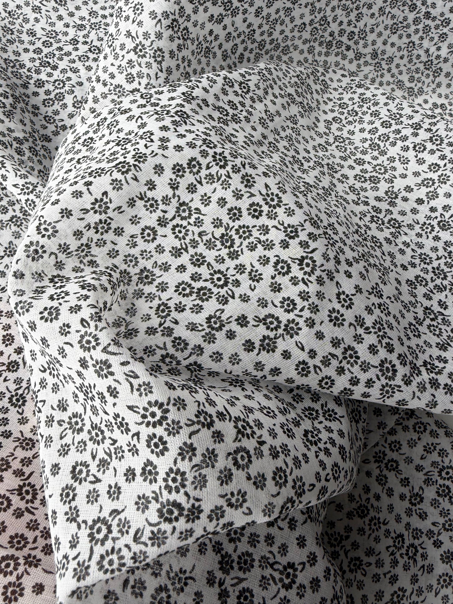 PAZZO 025 cotton voile mini black/white flowerprint