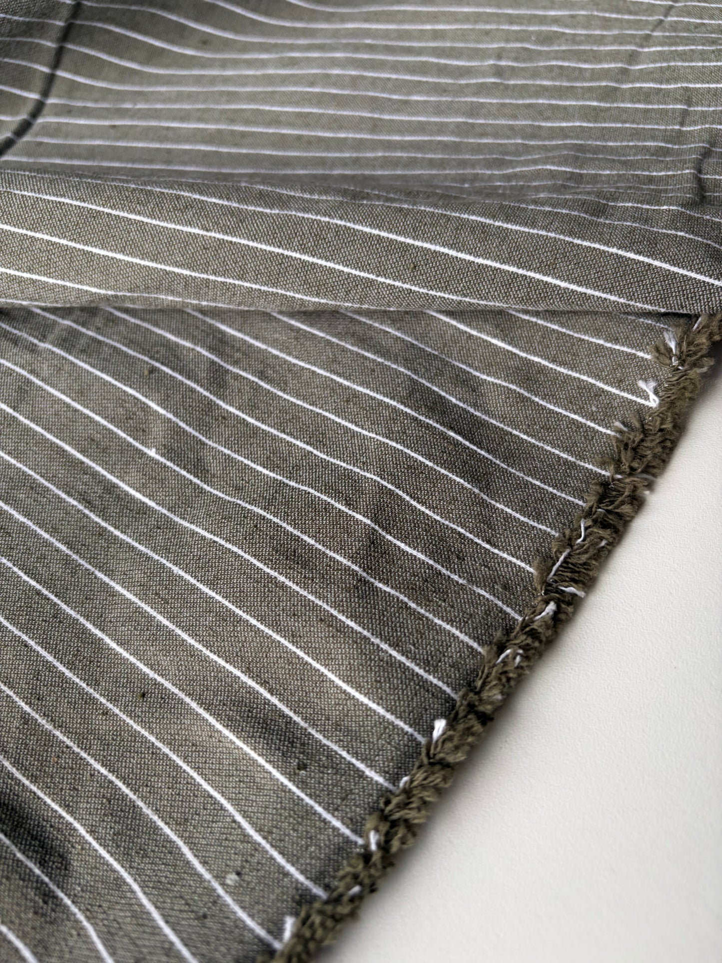 TOTO 028 cotton bengaline stripes khaky