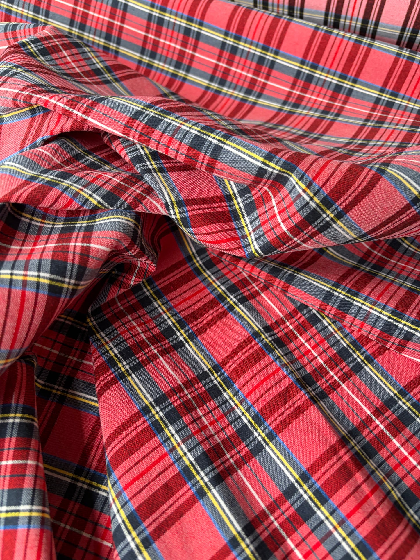 TOTO 030 cotton bengaline classical clan check red