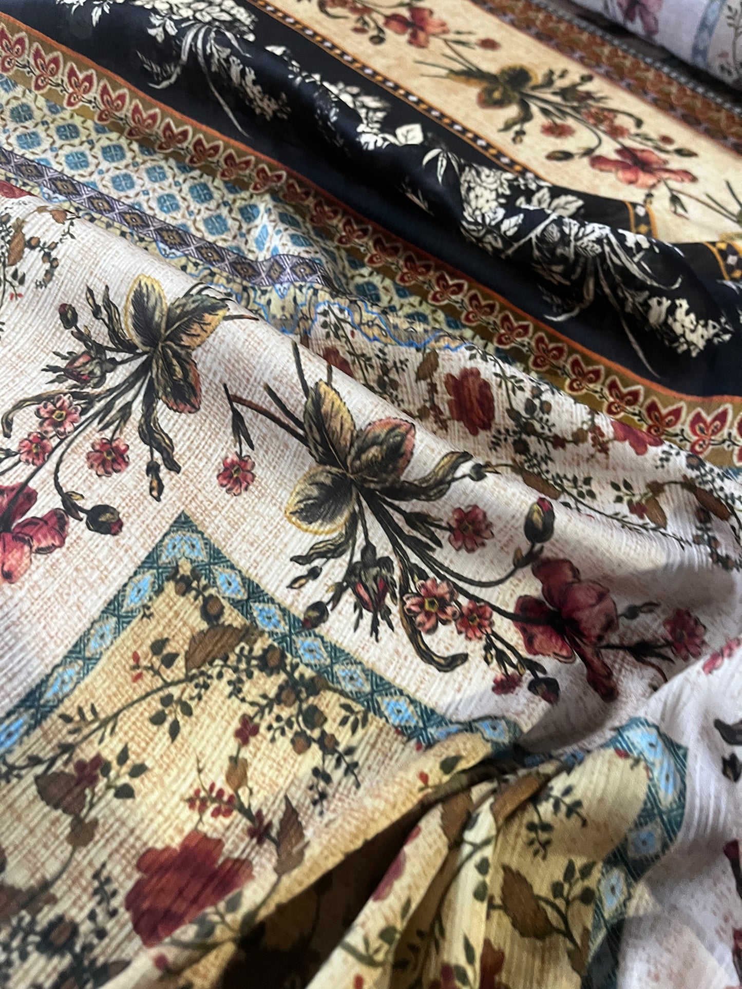 BACCHUS 010  crepon foulard style