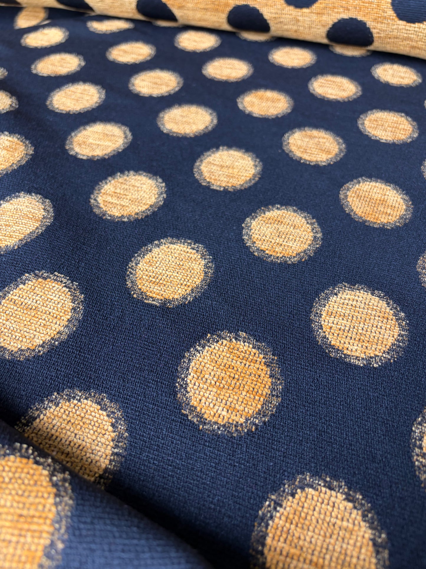 TOTO 040 heavy chenille jacquard yellow dots