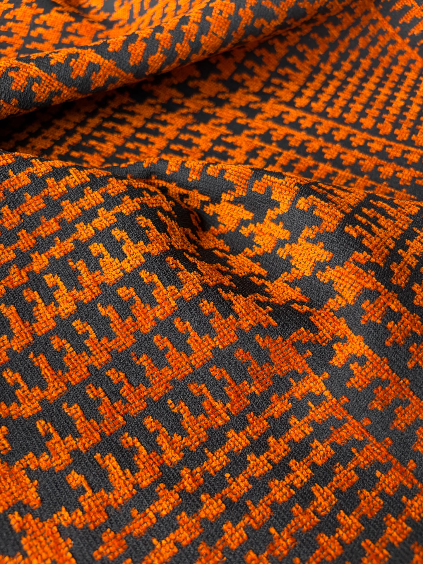 TOTO 041 heavy chenille jacquard orange Prince de Galles