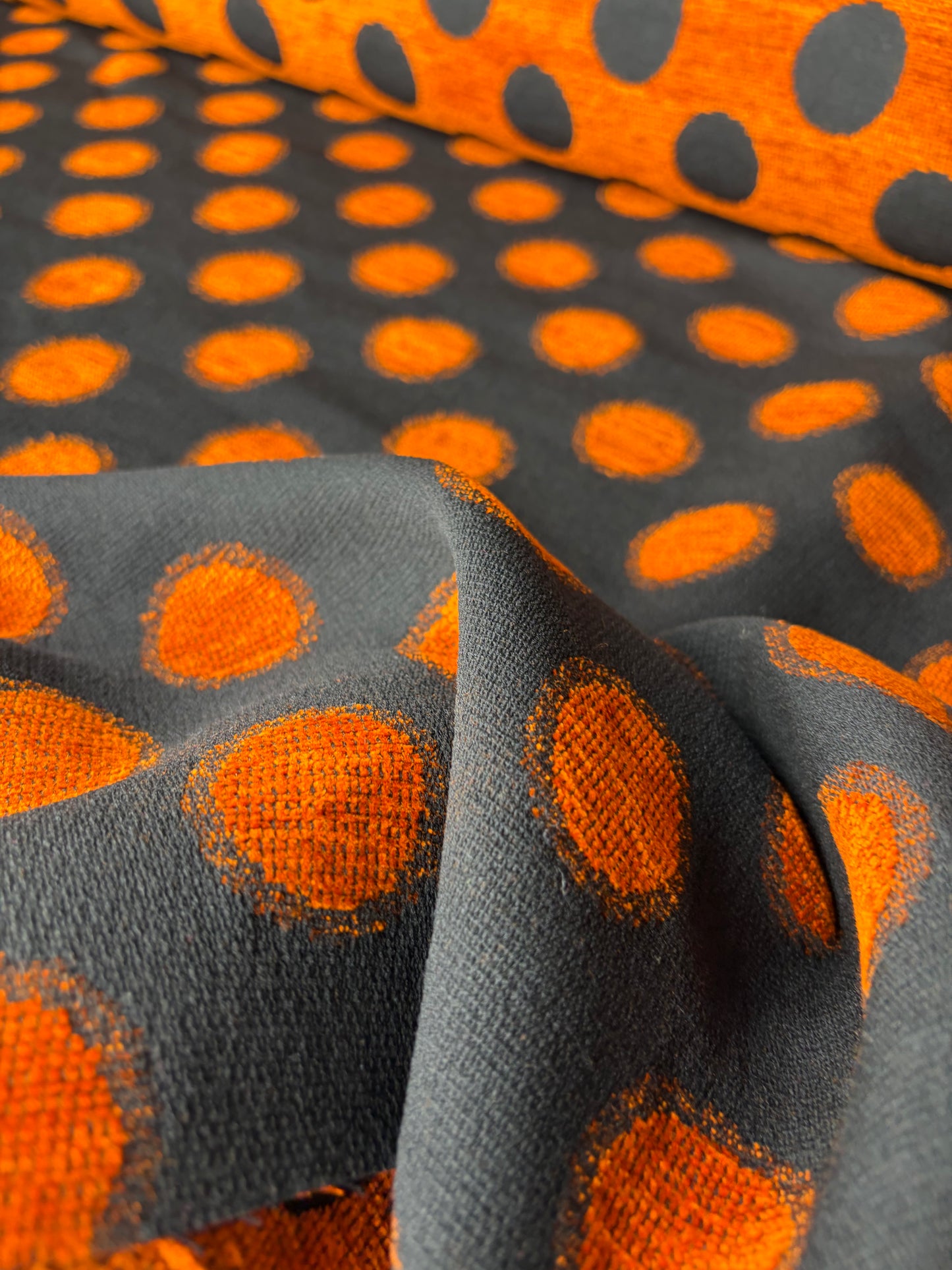 TOTO 042 heavy chenille jacquard orange dots