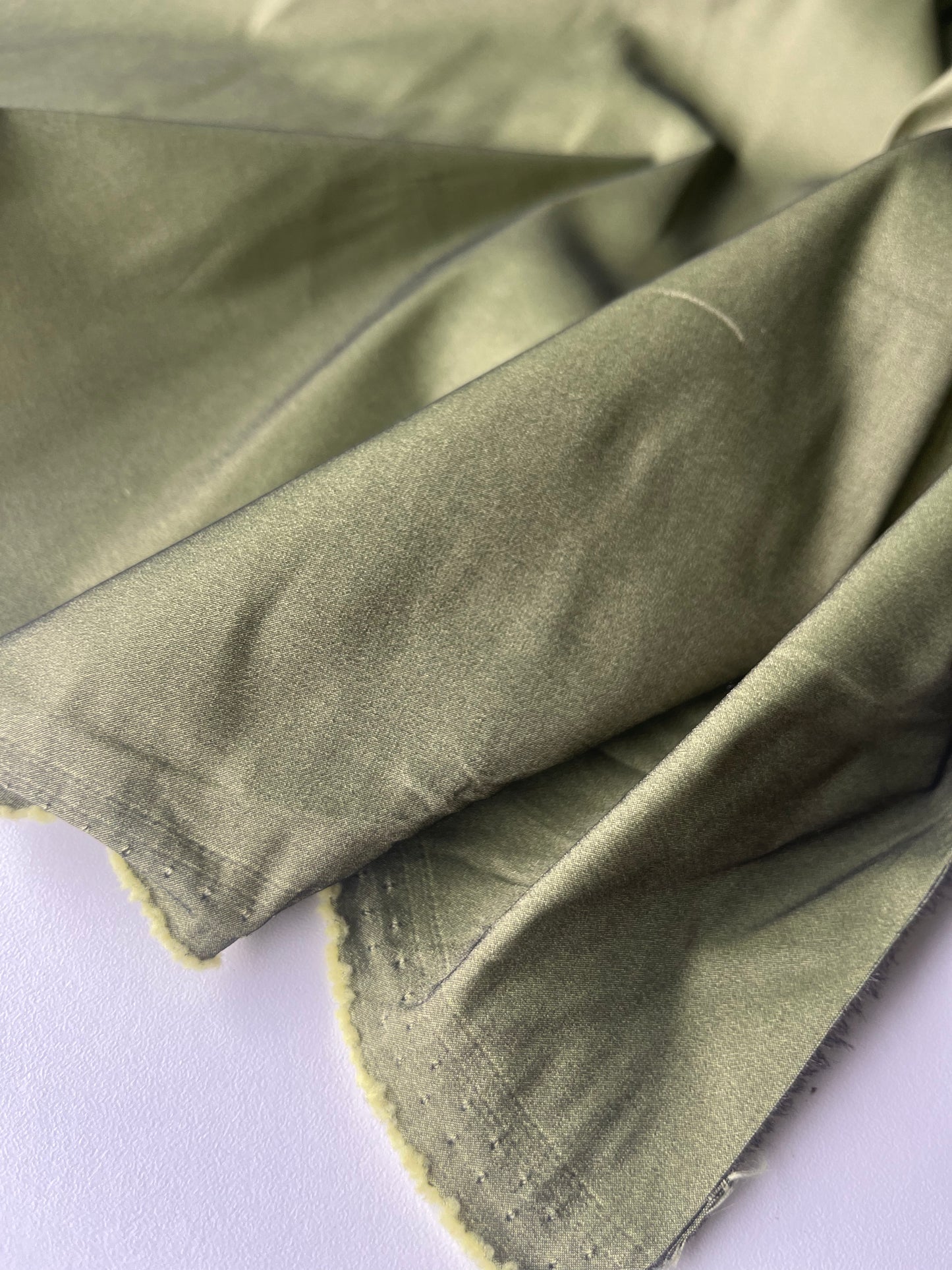 BACCHUS 020 stretch moss green changeant