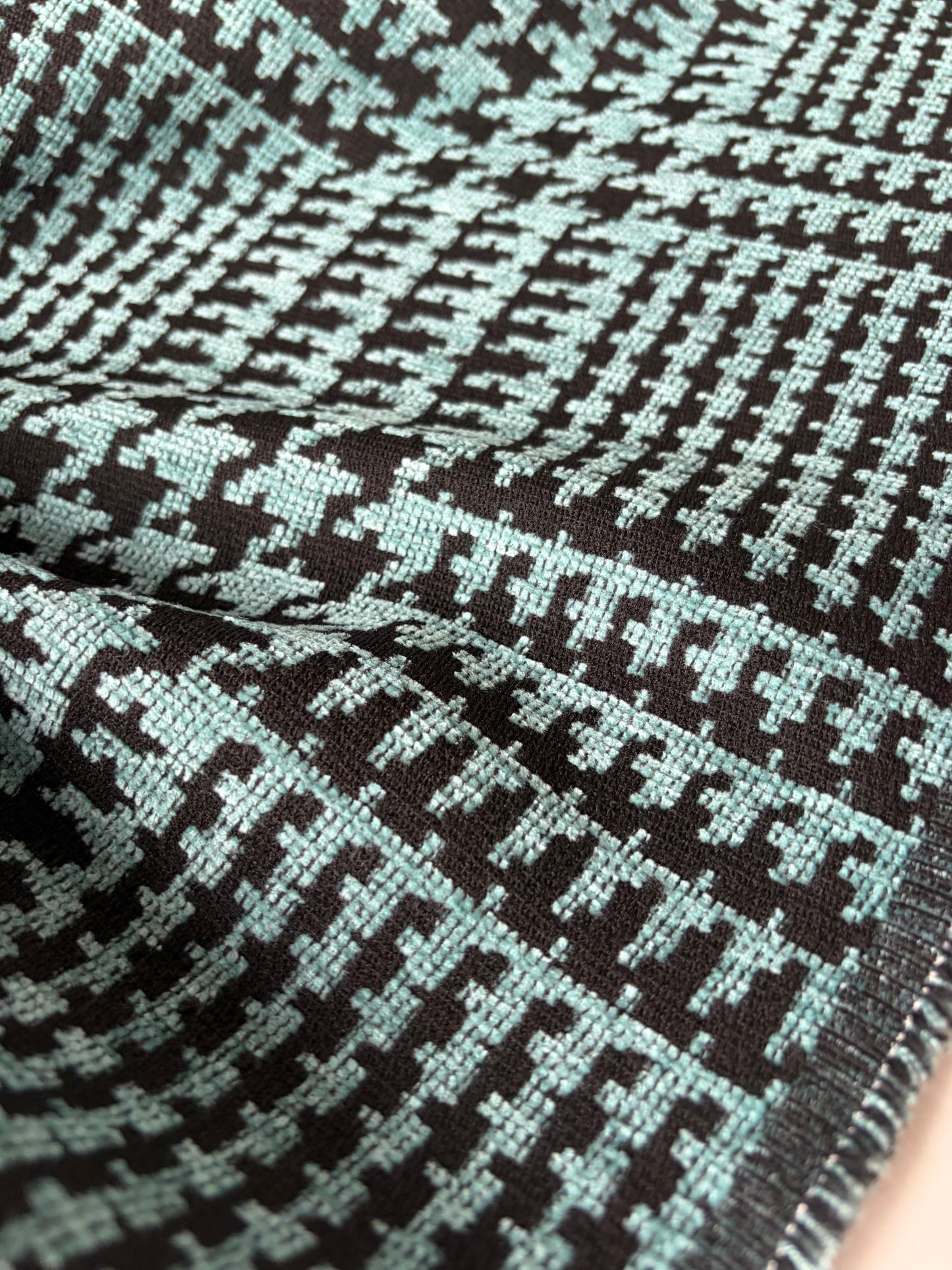 TOTO 043 heavy chenille jacquard teal Prince de Galles