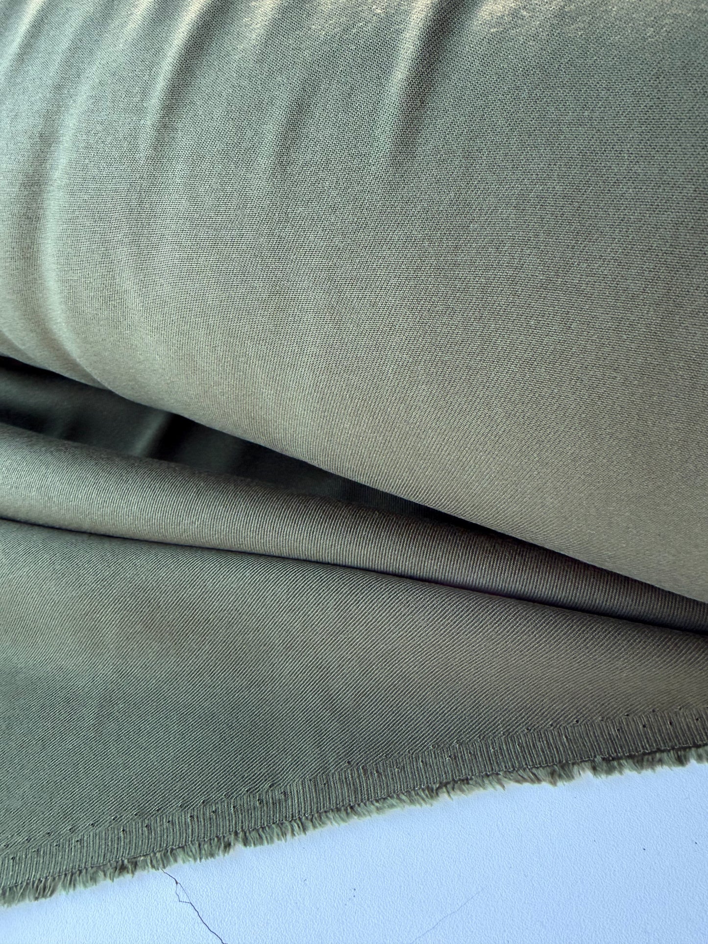 TOTO 045 heavy viscose twill army  green
