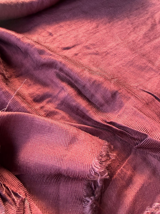 TOTO 048 linen/viscose twill burgundy