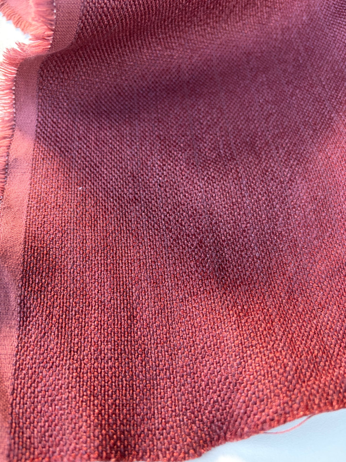 TOTO 050 linen/viscose panama burgundy