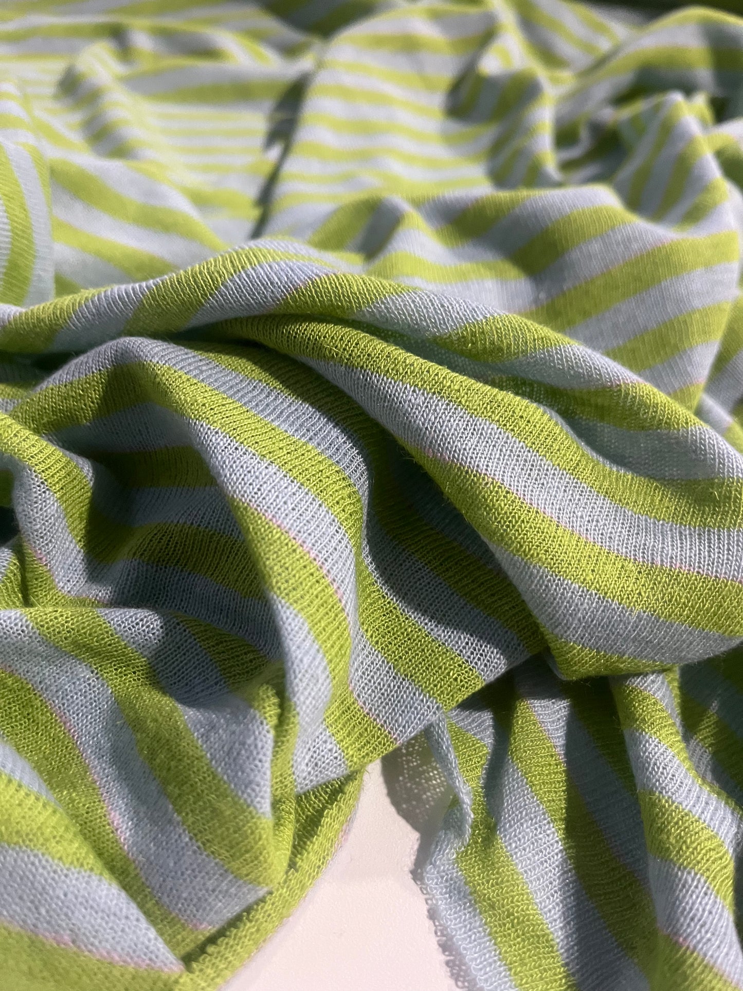 KNITTIES 017 jersey linen/cotton lilac/apple