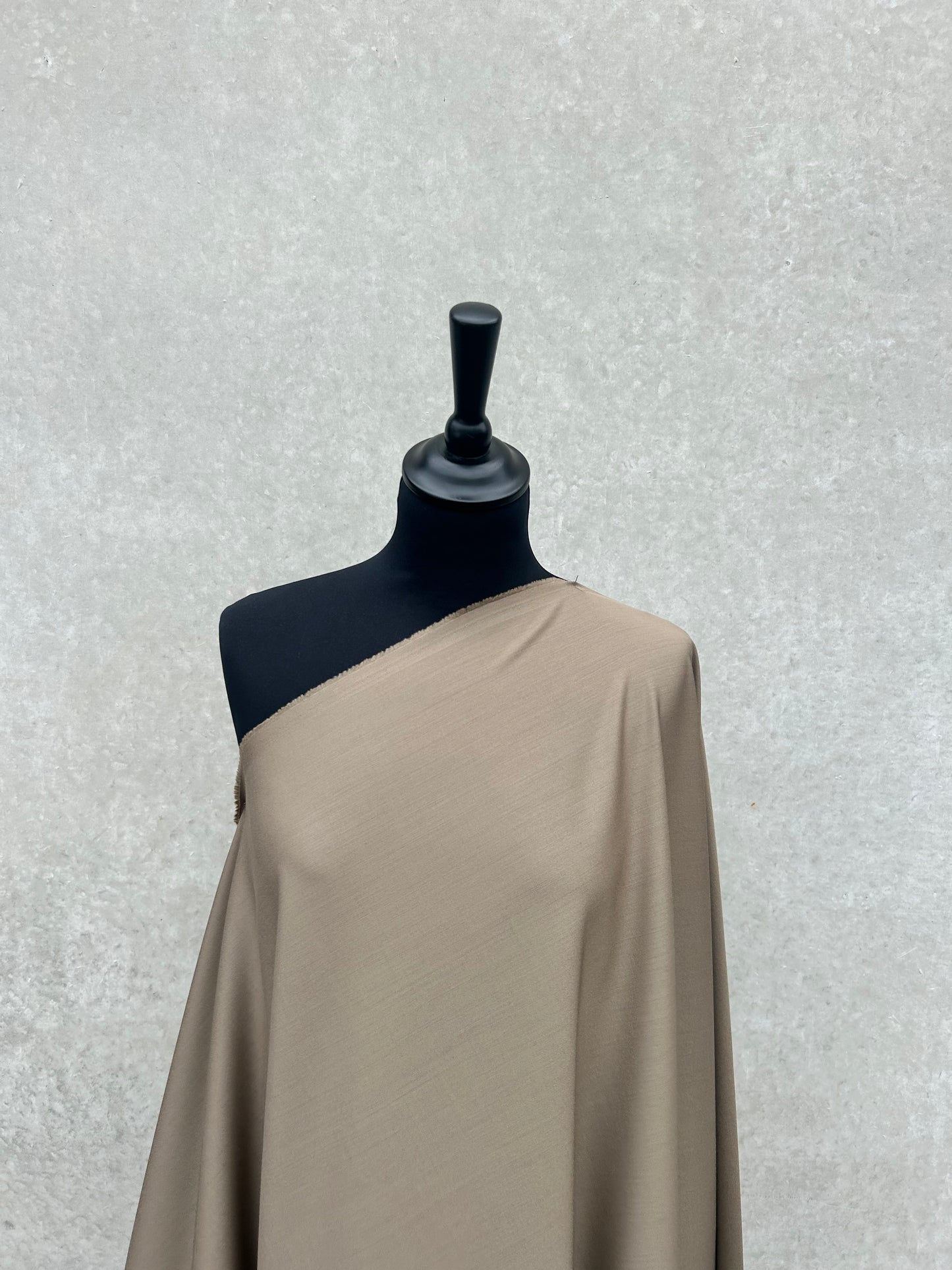 PREM10054 soft and fluid broken twill stretch Loro Piana olive